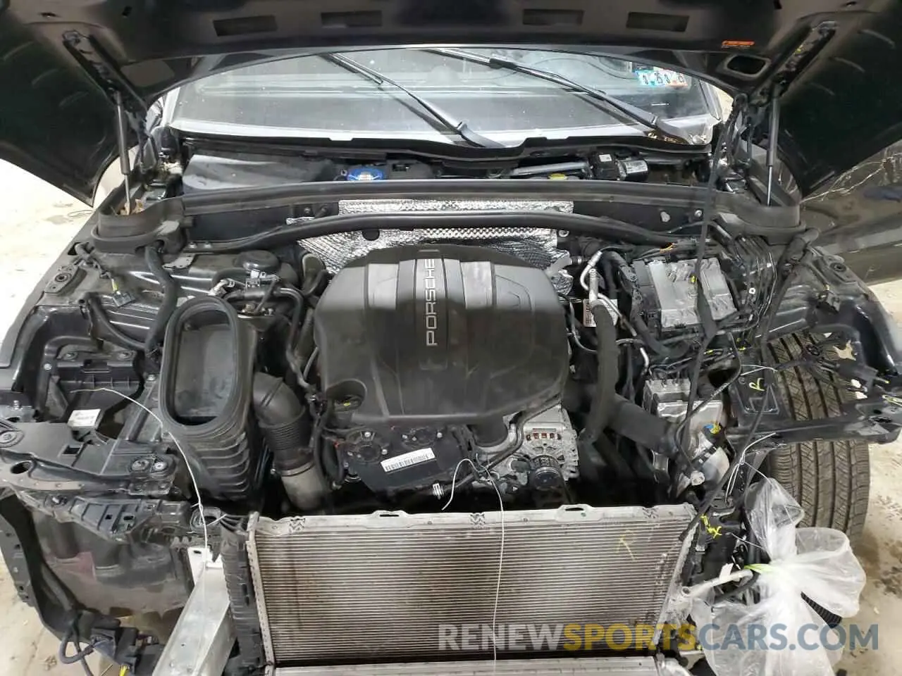 11 Photograph of a damaged car WP1AA2A59LLB00557 PORSCHE MACAN 2020