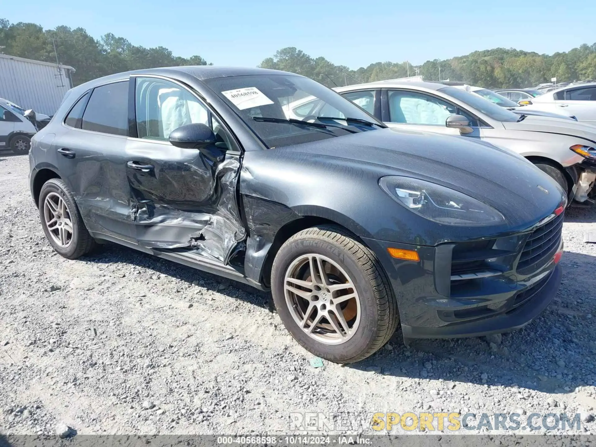 6 Photograph of a damaged car WP1AA2A59LLB00963 PORSCHE MACAN 2020
