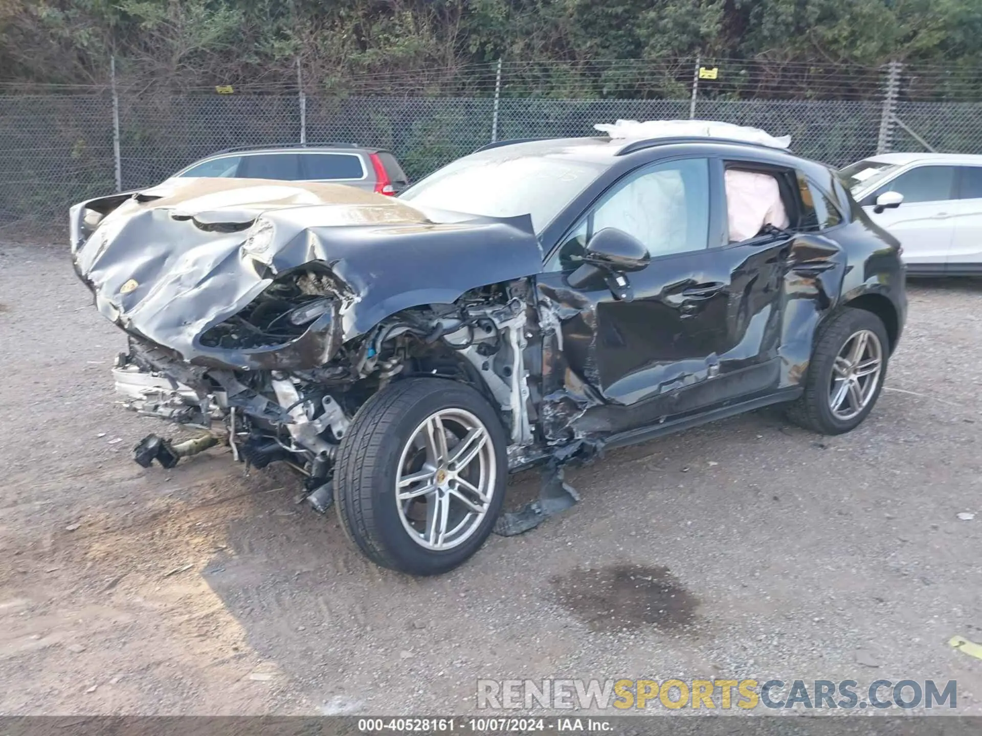 2 Фотография поврежденного автомобиля WP1AA2A59LLB01675 PORSCHE MACAN 2020