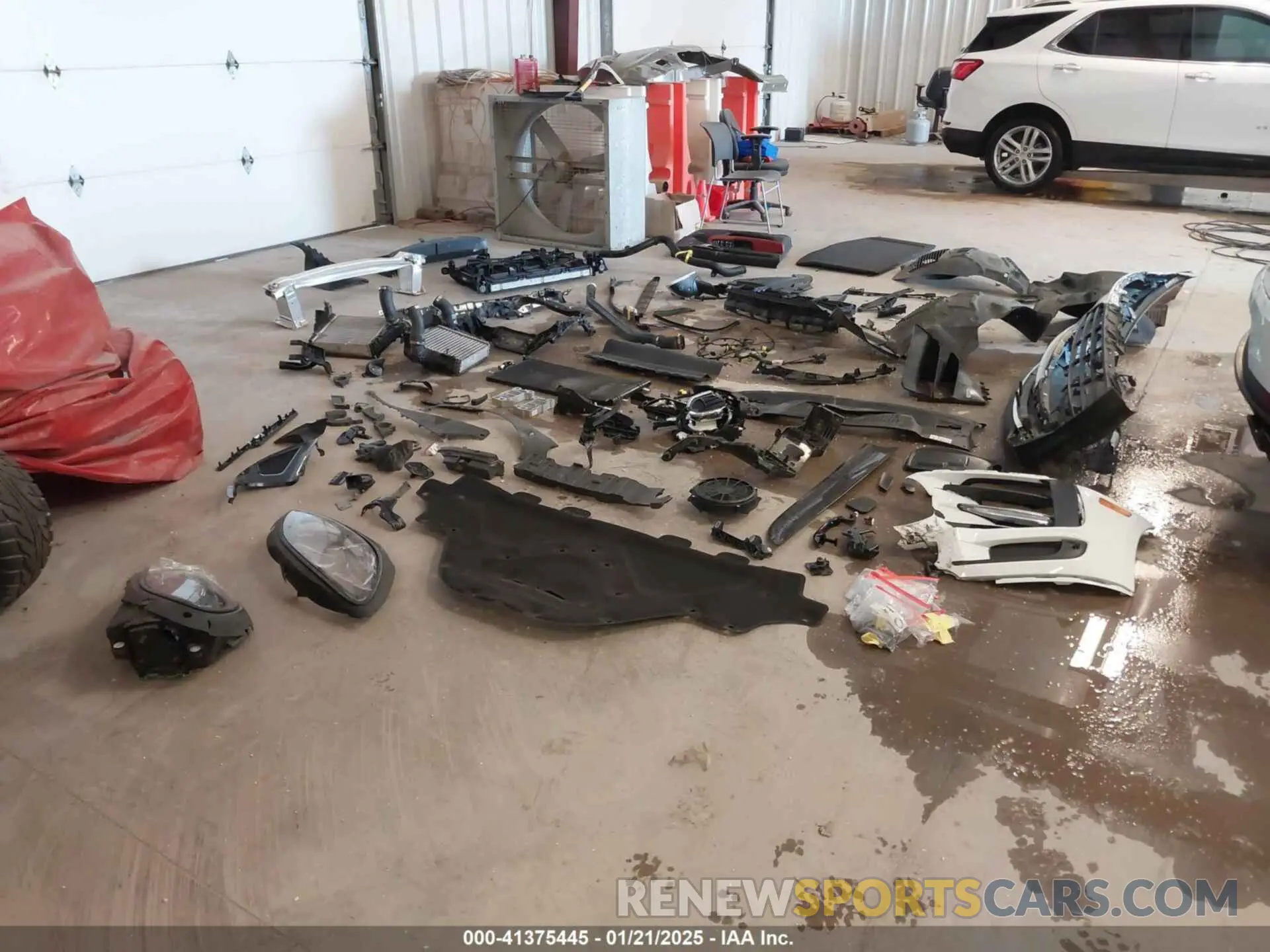 20 Photograph of a damaged car WP1AB2A54LLB35911 PORSCHE MACAN 2020