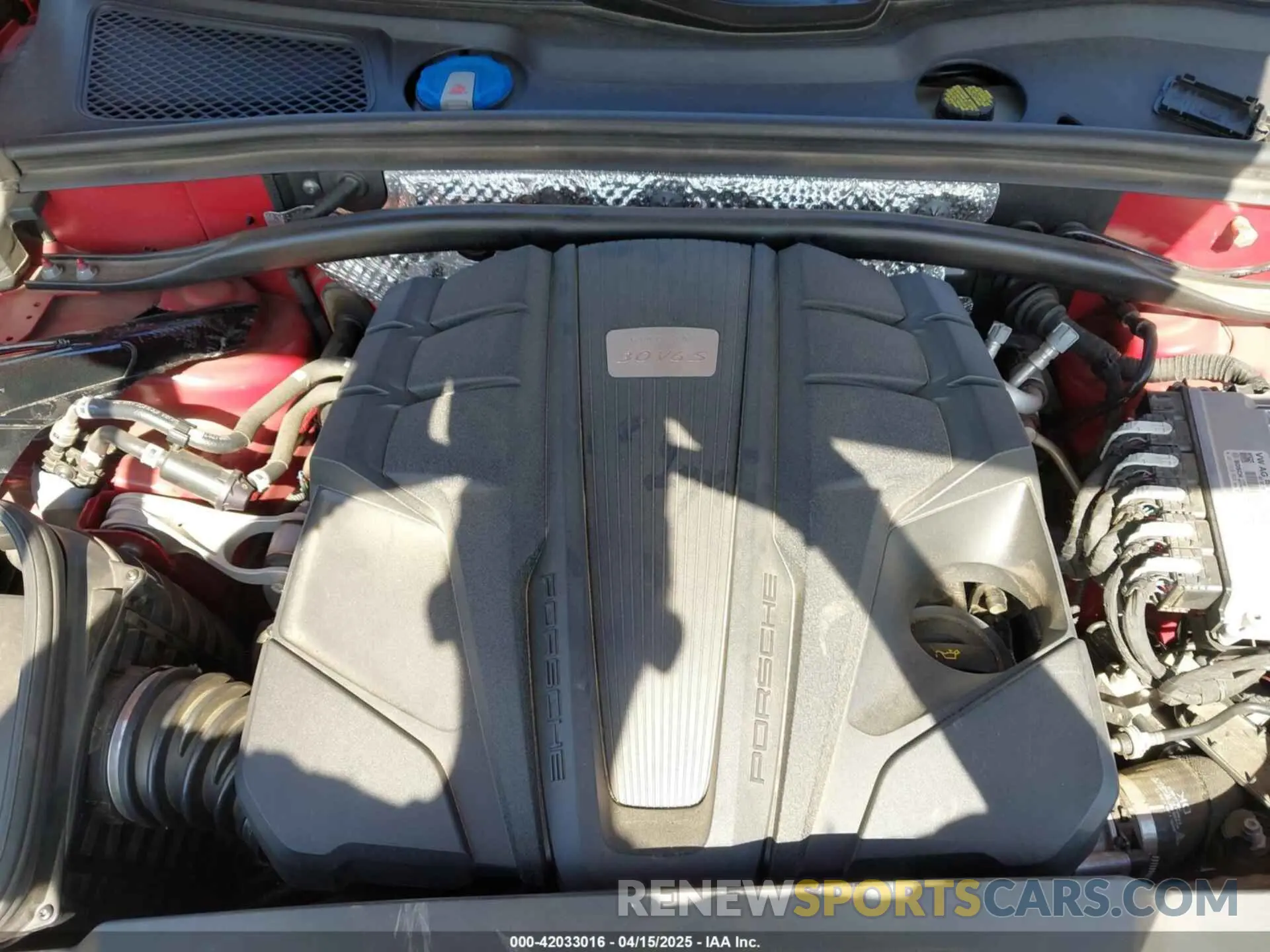 10 Photograph of a damaged car WP1AB2A56LLB33142 PORSCHE MACAN 2020