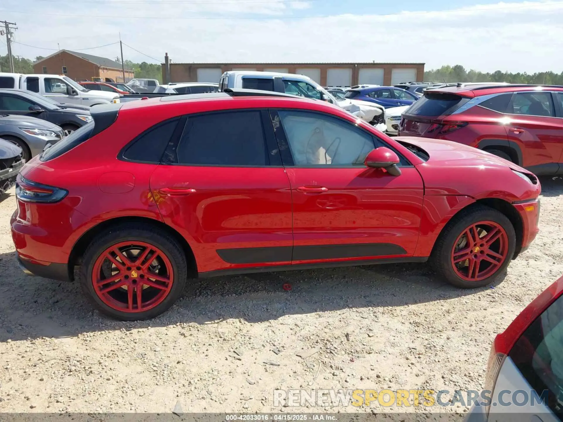 13 Photograph of a damaged car WP1AB2A56LLB33142 PORSCHE MACAN 2020