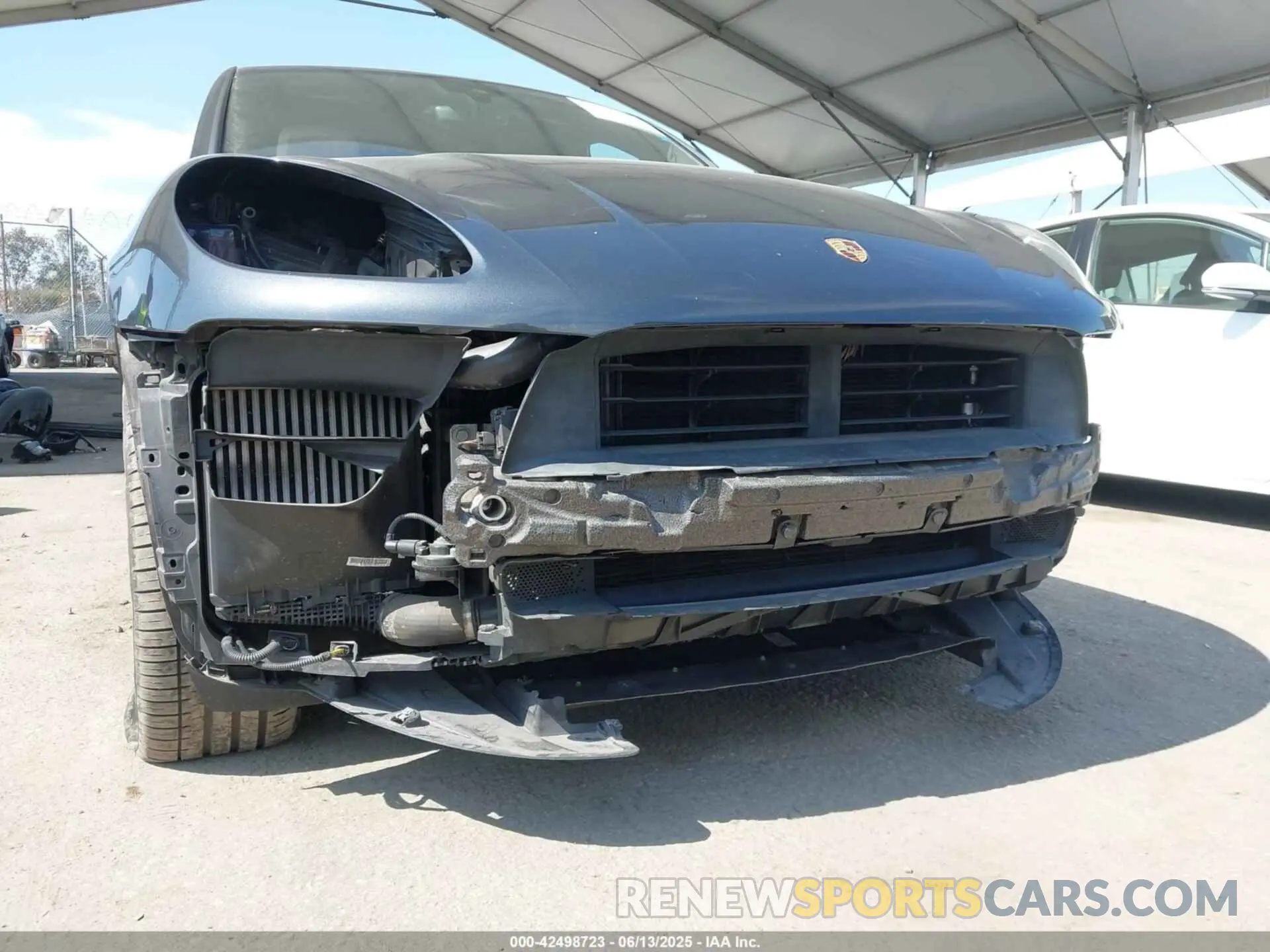 6 Photograph of a damaged car WP1AB2A59LLB32454 PORSCHE MACAN 2020