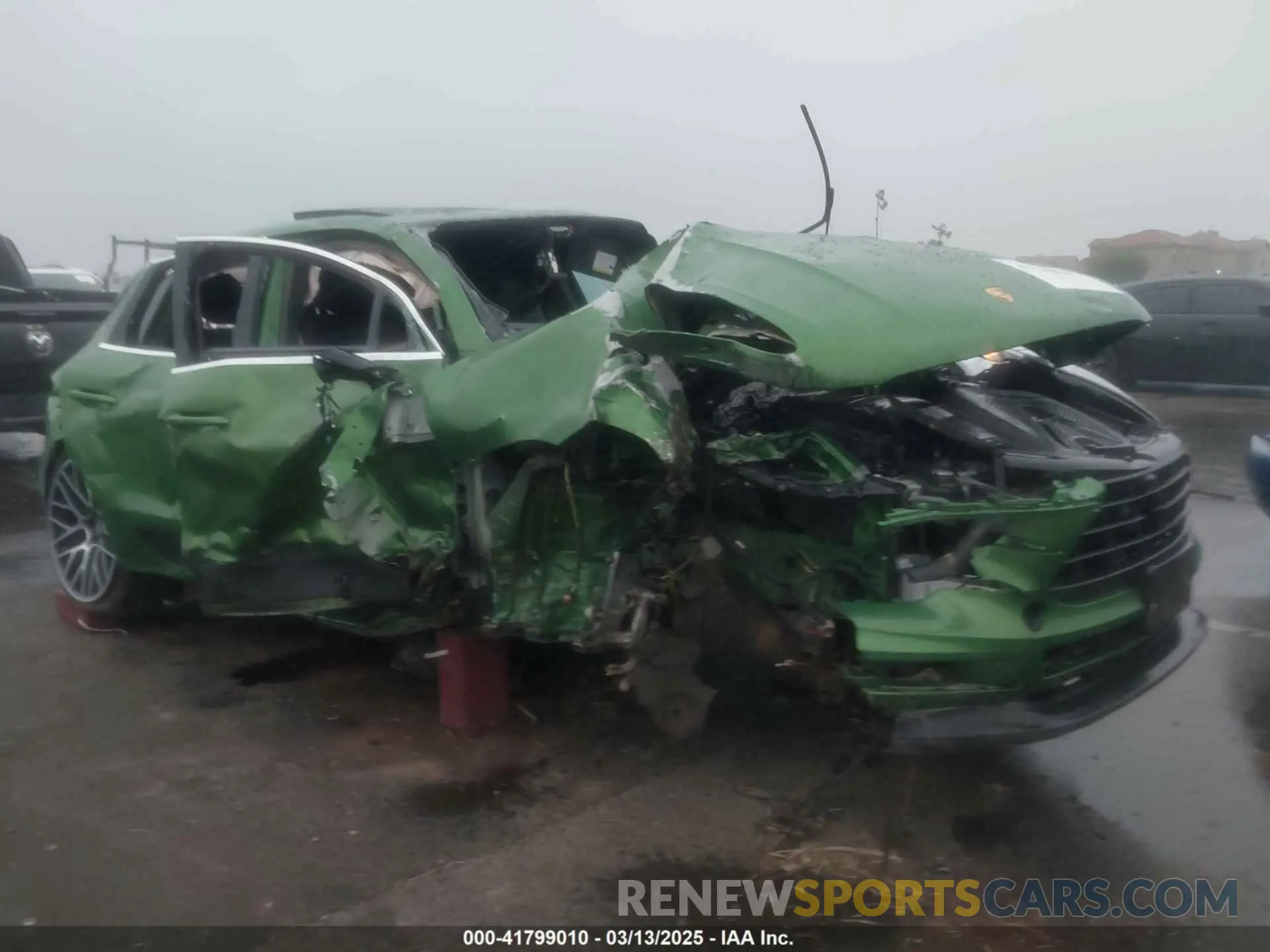 6 Photograph of a damaged car WP1AB2A5XLLB32219 PORSCHE MACAN 2020