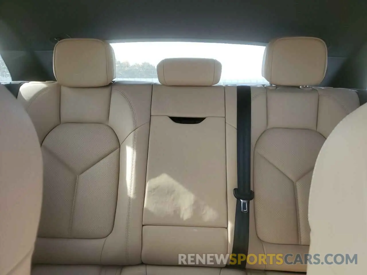 10 Photograph of a damaged car WP1AB2A5XLLB35721 PORSCHE MACAN 2020