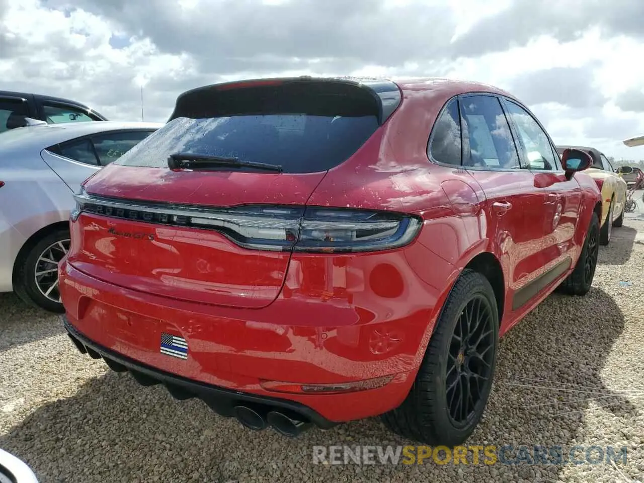 4 Photograph of a damaged car WP1AG2A5XLLB56263 PORSCHE MACAN 2020