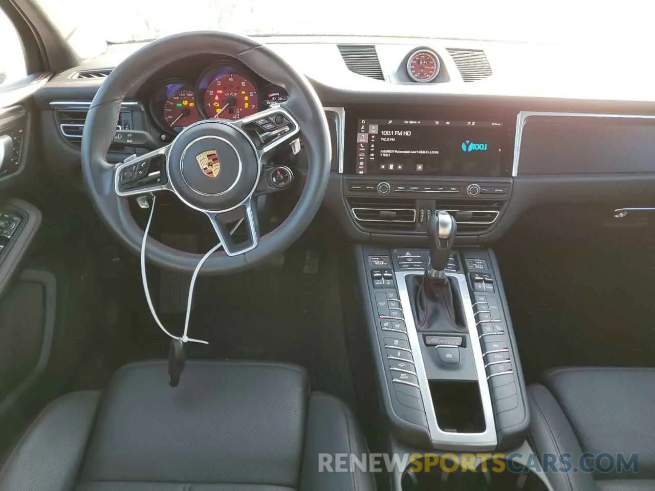 9 Photograph of a damaged car WP1AG2A5XLLB56263 PORSCHE MACAN 2020