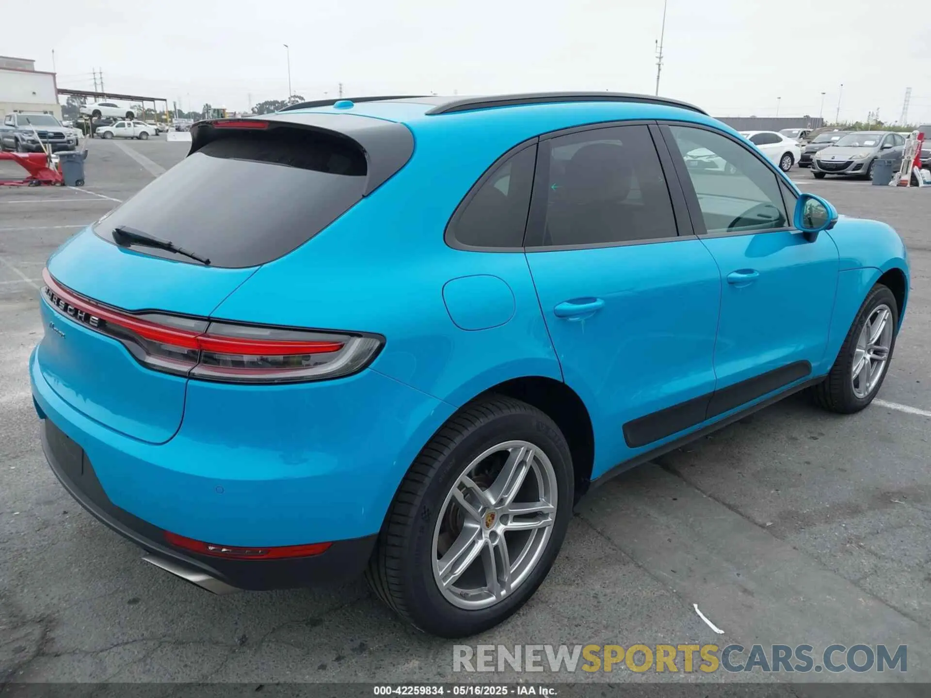 4 Photograph of a damaged car WP1AA2A51MLB04460 PORSCHE MACAN 2021