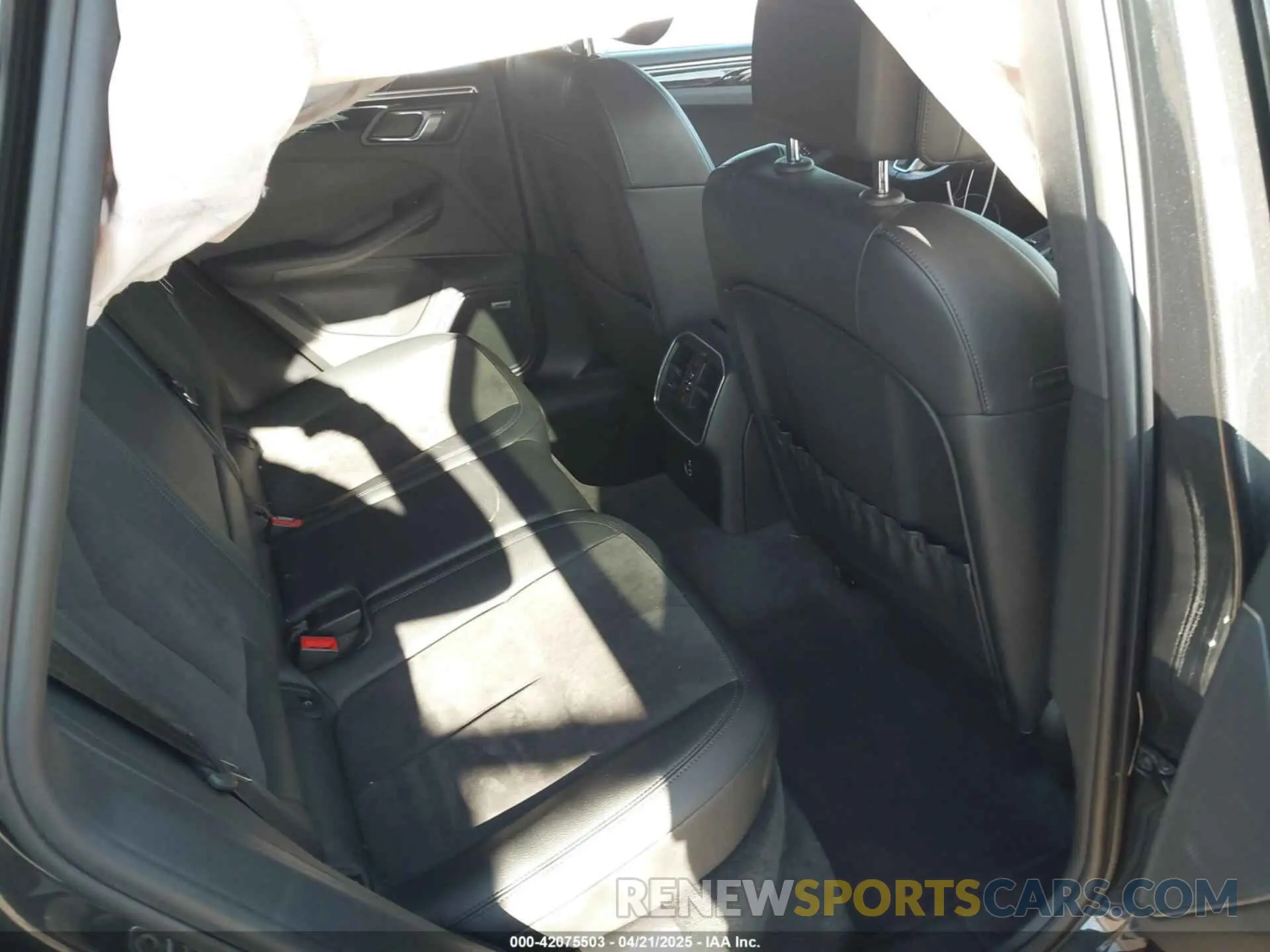 8 Фотография поврежденного автомобиля WP1AA2A52MLB09795 PORSCHE MACAN 2021