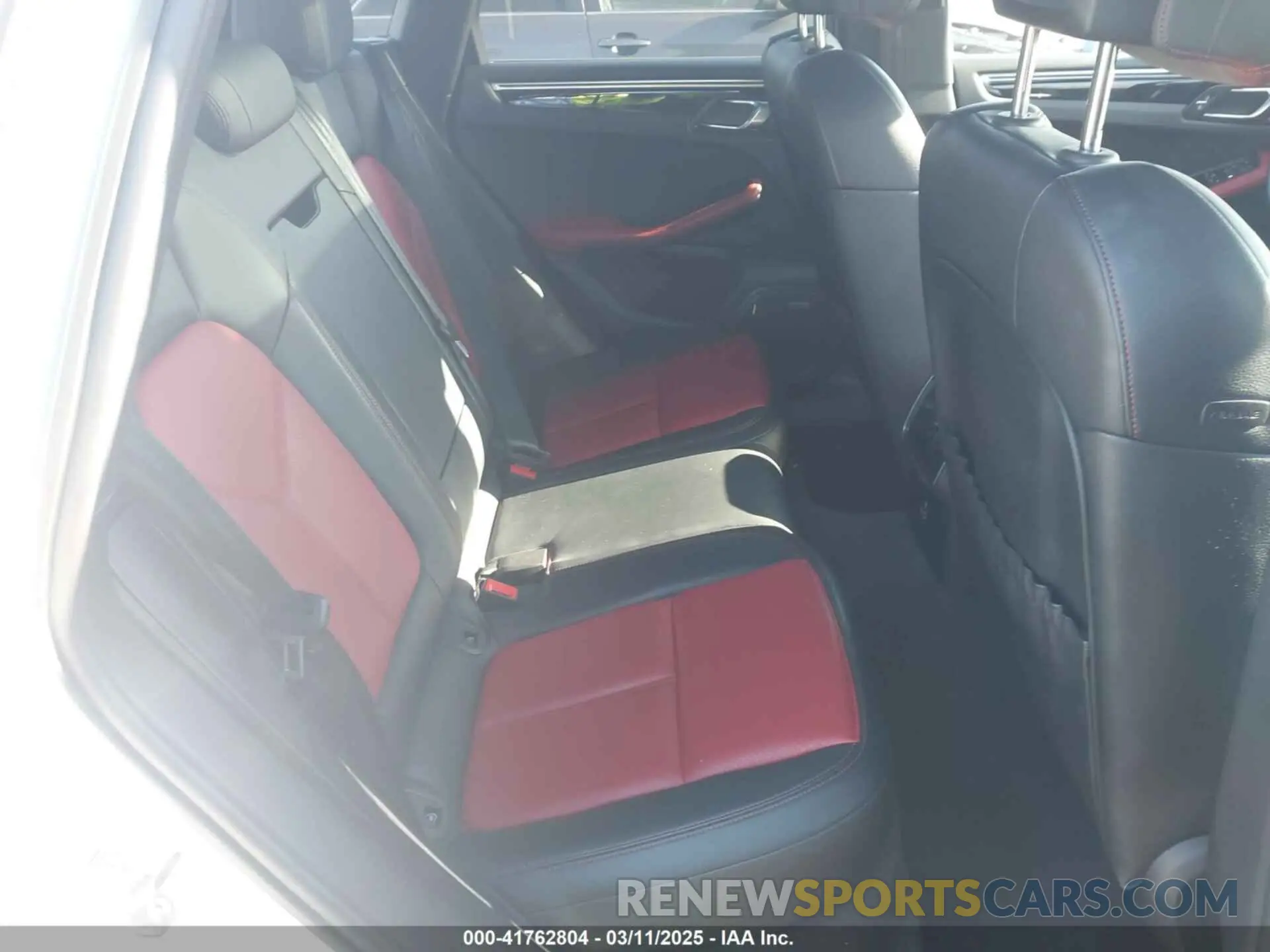 8 Фотография поврежденного автомобиля WP1AA2A53MLB09451 PORSCHE MACAN 2021