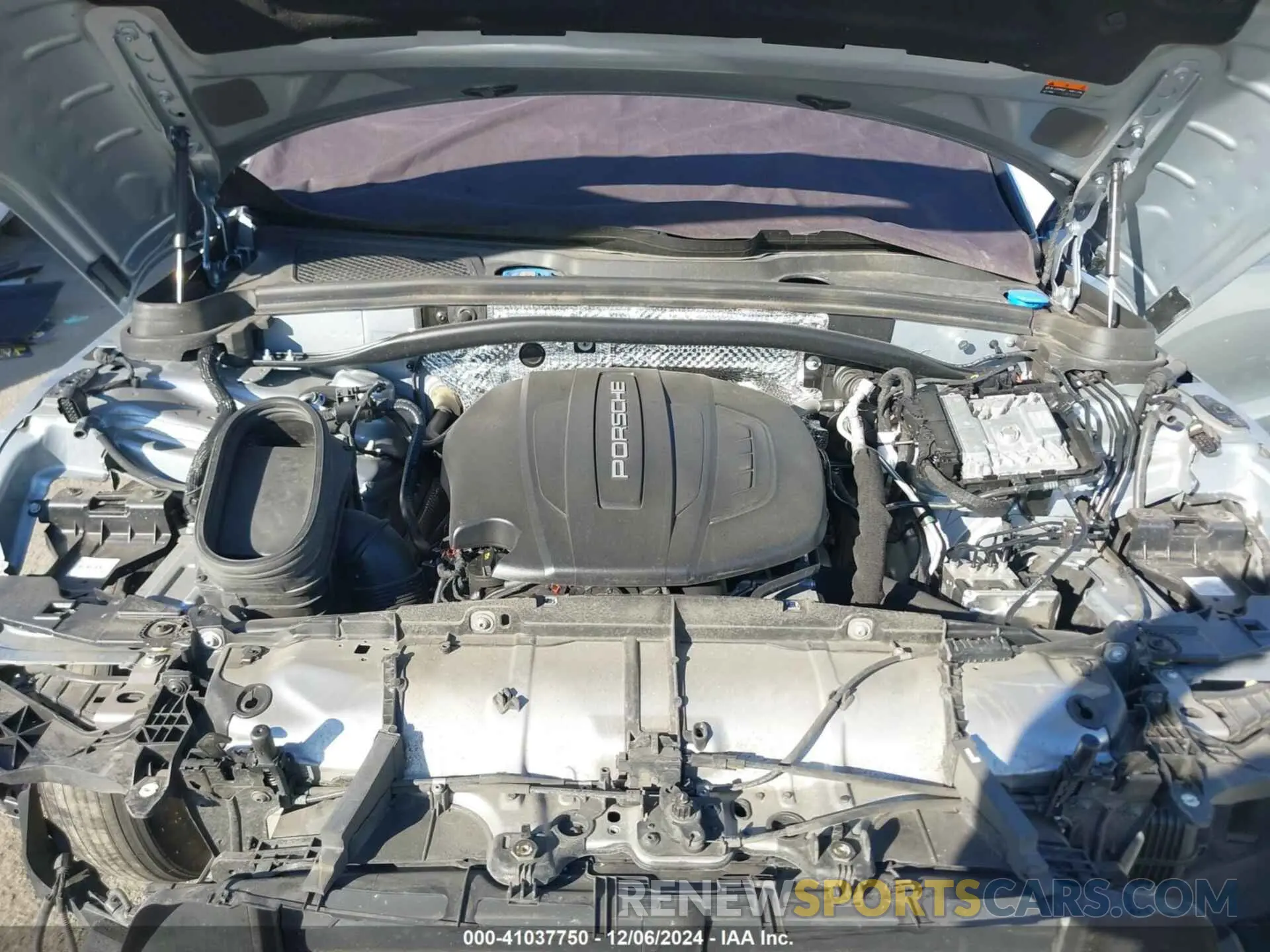 10 Photograph of a damaged car WP1AA2A53MLB10552 PORSCHE MACAN 2021