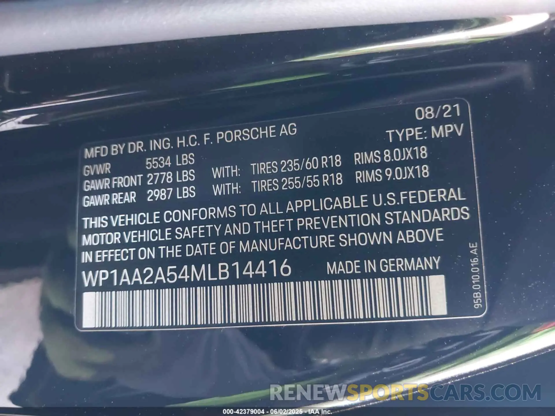 9 Photograph of a damaged car WP1AA2A54MLB14416 PORSCHE MACAN 2021