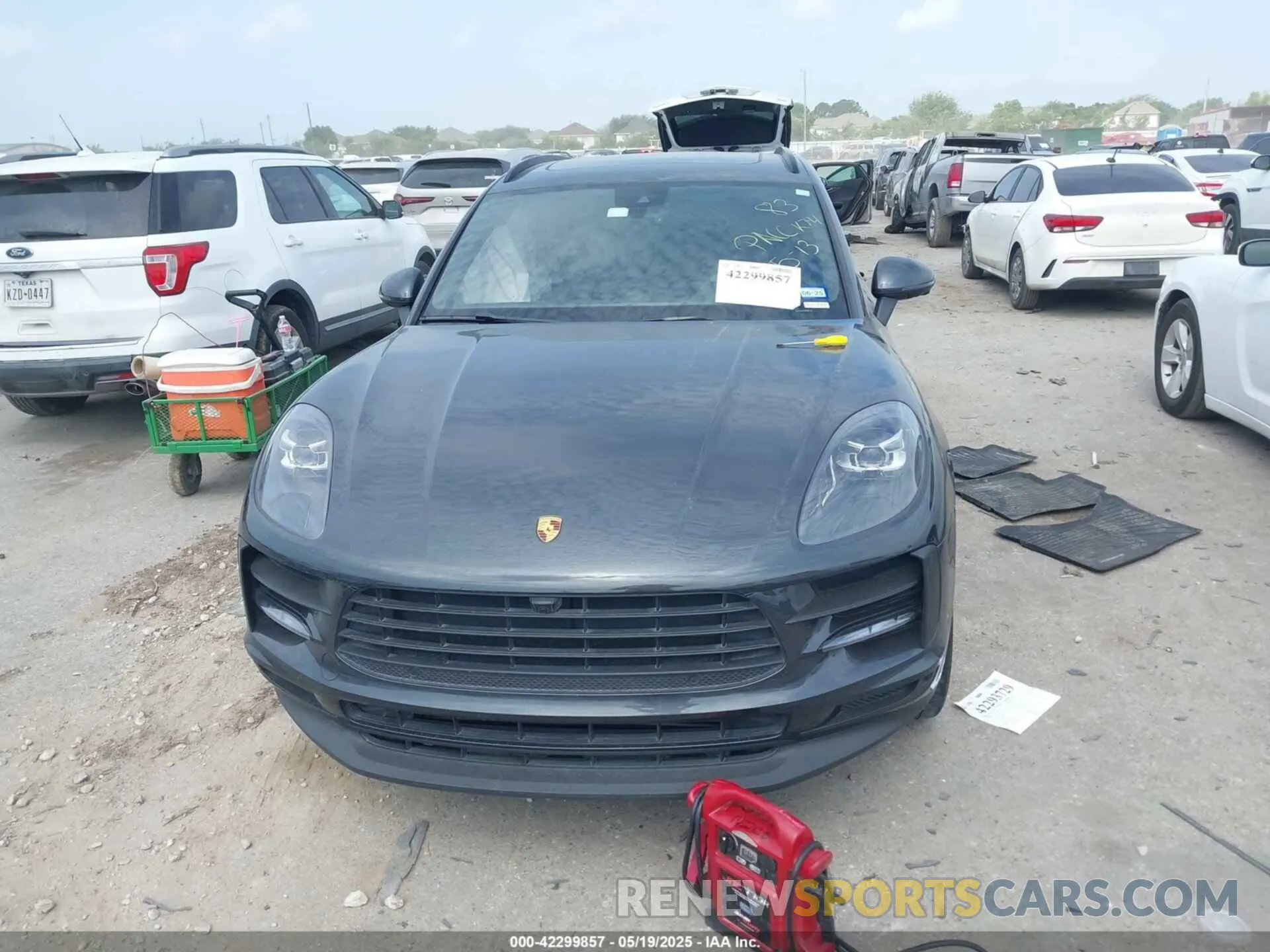 12 Photograph of a damaged car WP1AA2A55MLB07555 PORSCHE MACAN 2021