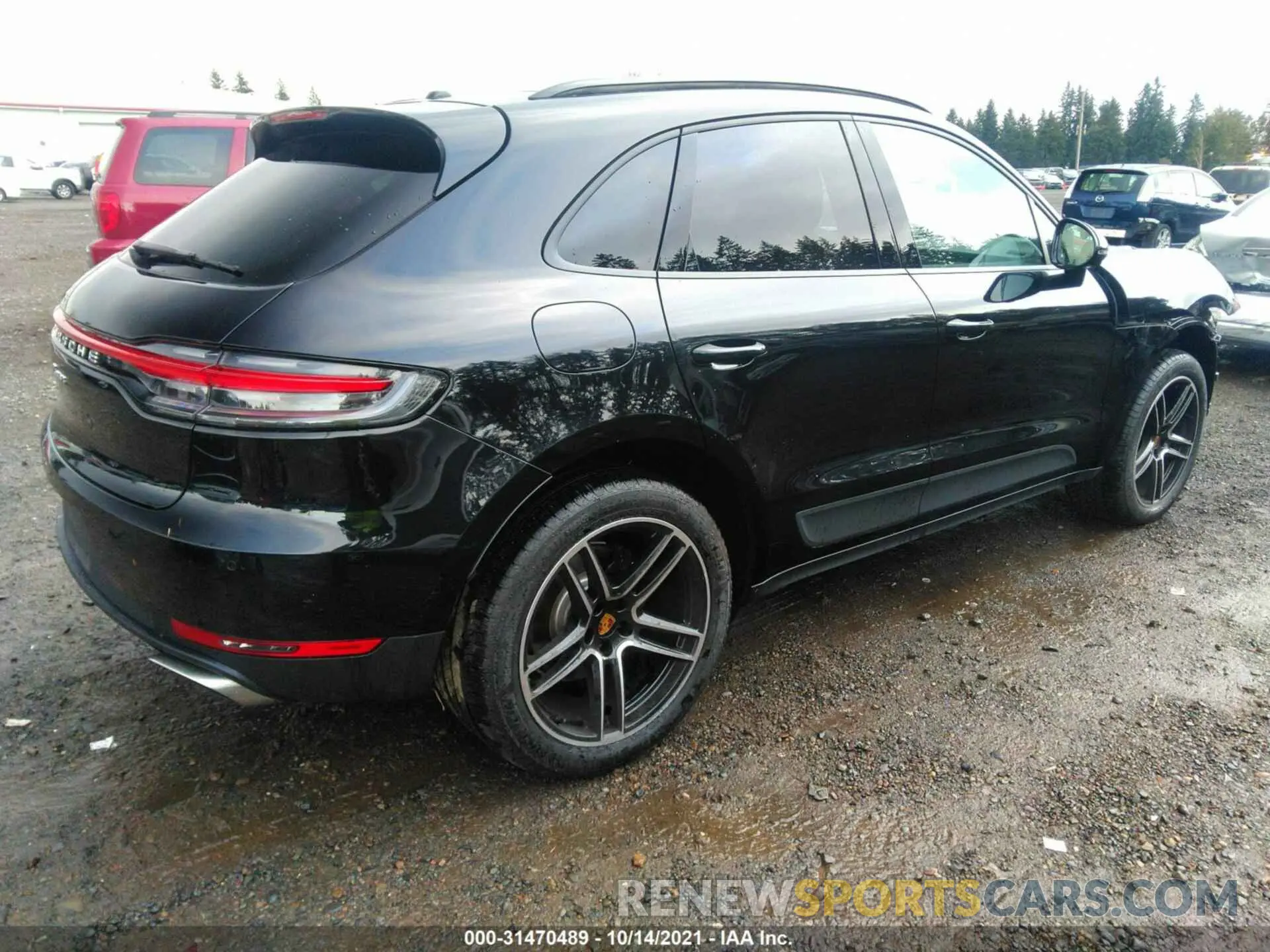 4 Photograph of a damaged car WP1AA2A56MLB05412 PORSCHE MACAN 2021