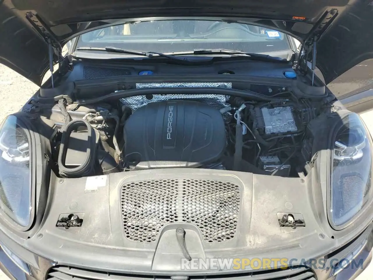 11 Photograph of a damaged car WP1AA2A56MLB14319 PORSCHE MACAN 2021