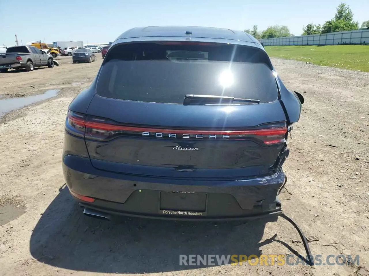 6 Photograph of a damaged car WP1AA2A56MLB14319 PORSCHE MACAN 2021