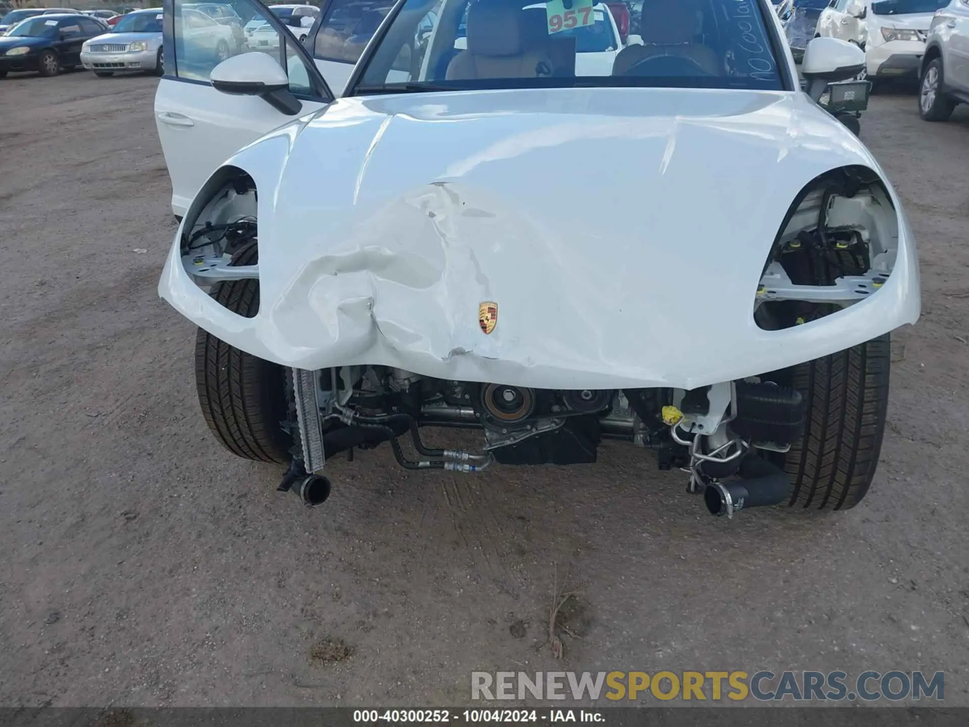 6 Photograph of a damaged car WP1AA2A58MLB17349 PORSCHE MACAN 2021