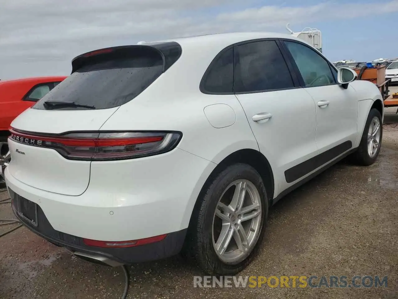 3 Photograph of a damaged car WP1AA2A59MLB01807 PORSCHE MACAN 2021