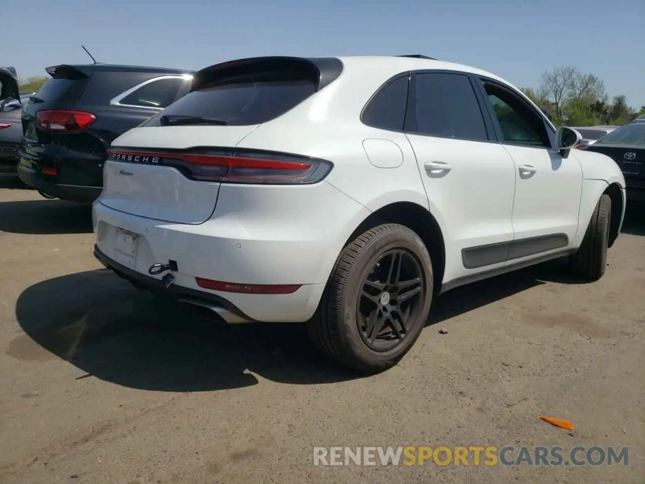 3 Фотография поврежденного автомобиля WP1AA2A5XMLB09303 PORSCHE MACAN 2021