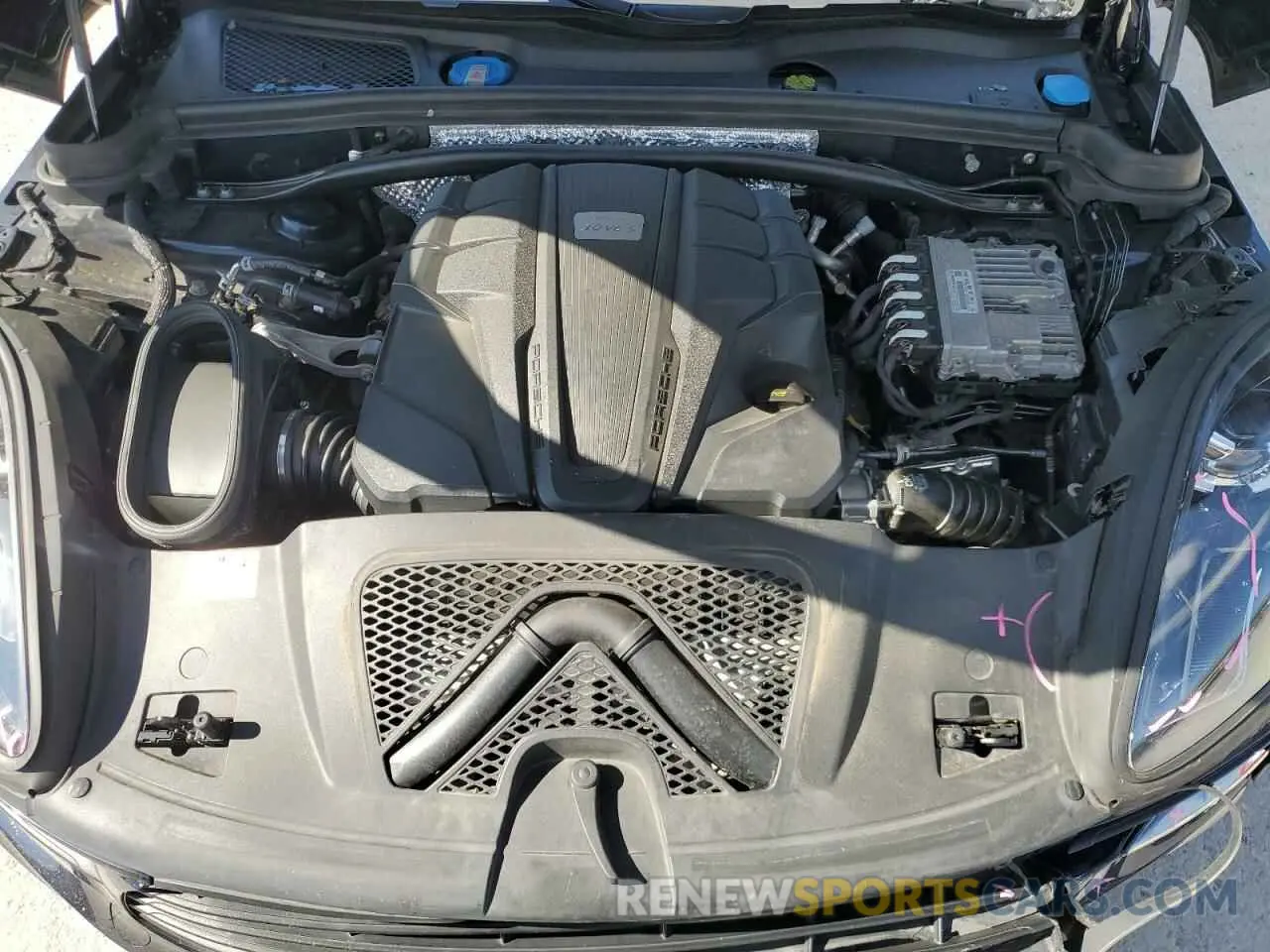12 Photograph of a damaged car WP1AB2A50MLB34286 PORSCHE MACAN 2021