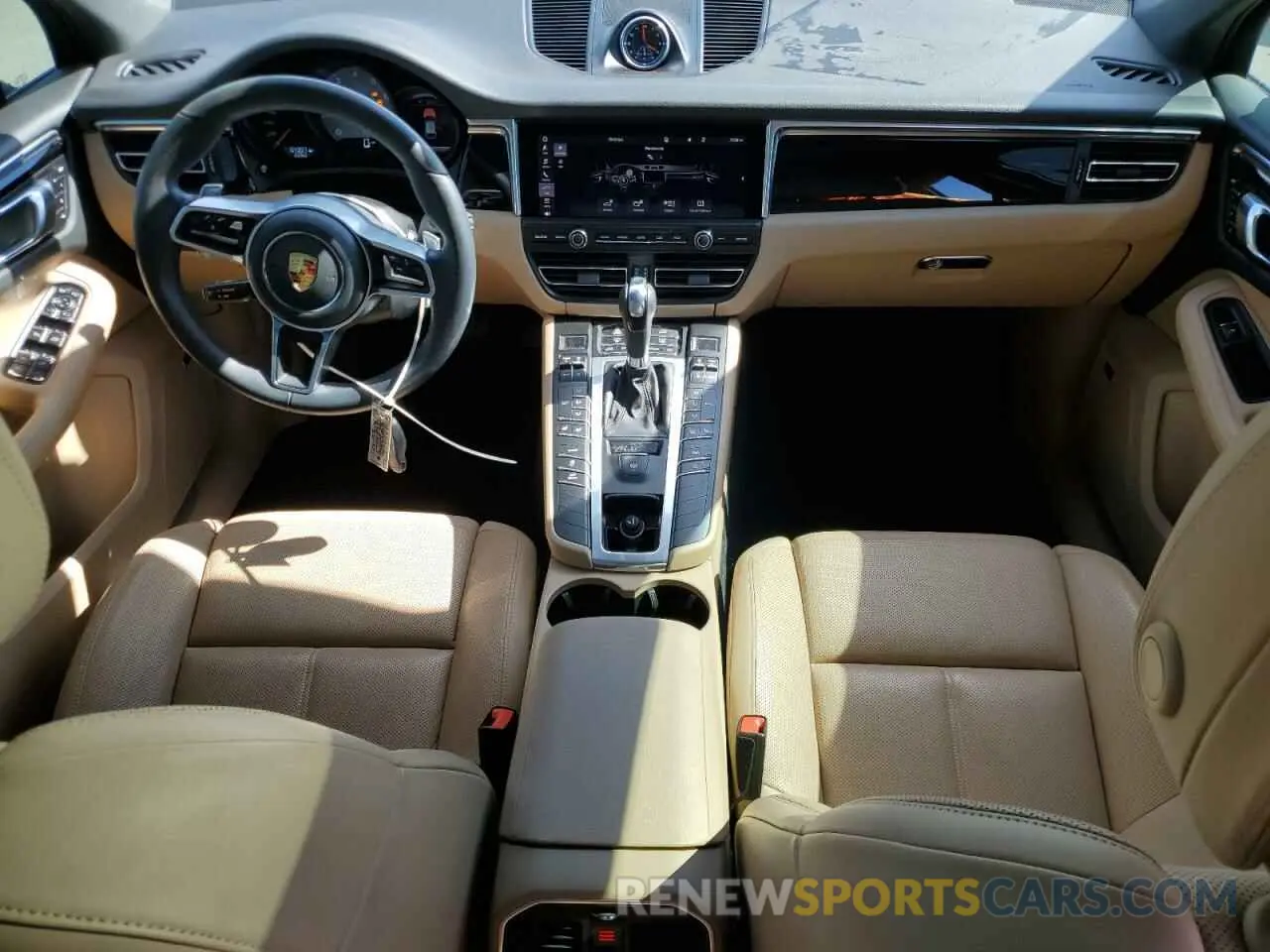 8 Photograph of a damaged car WP1AB2A50MLB34286 PORSCHE MACAN 2021