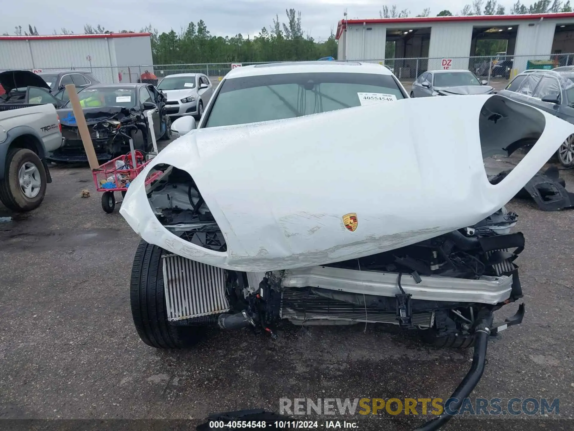 12 Photograph of a damaged car WP1AB2A51MLB30263 PORSCHE MACAN 2021
