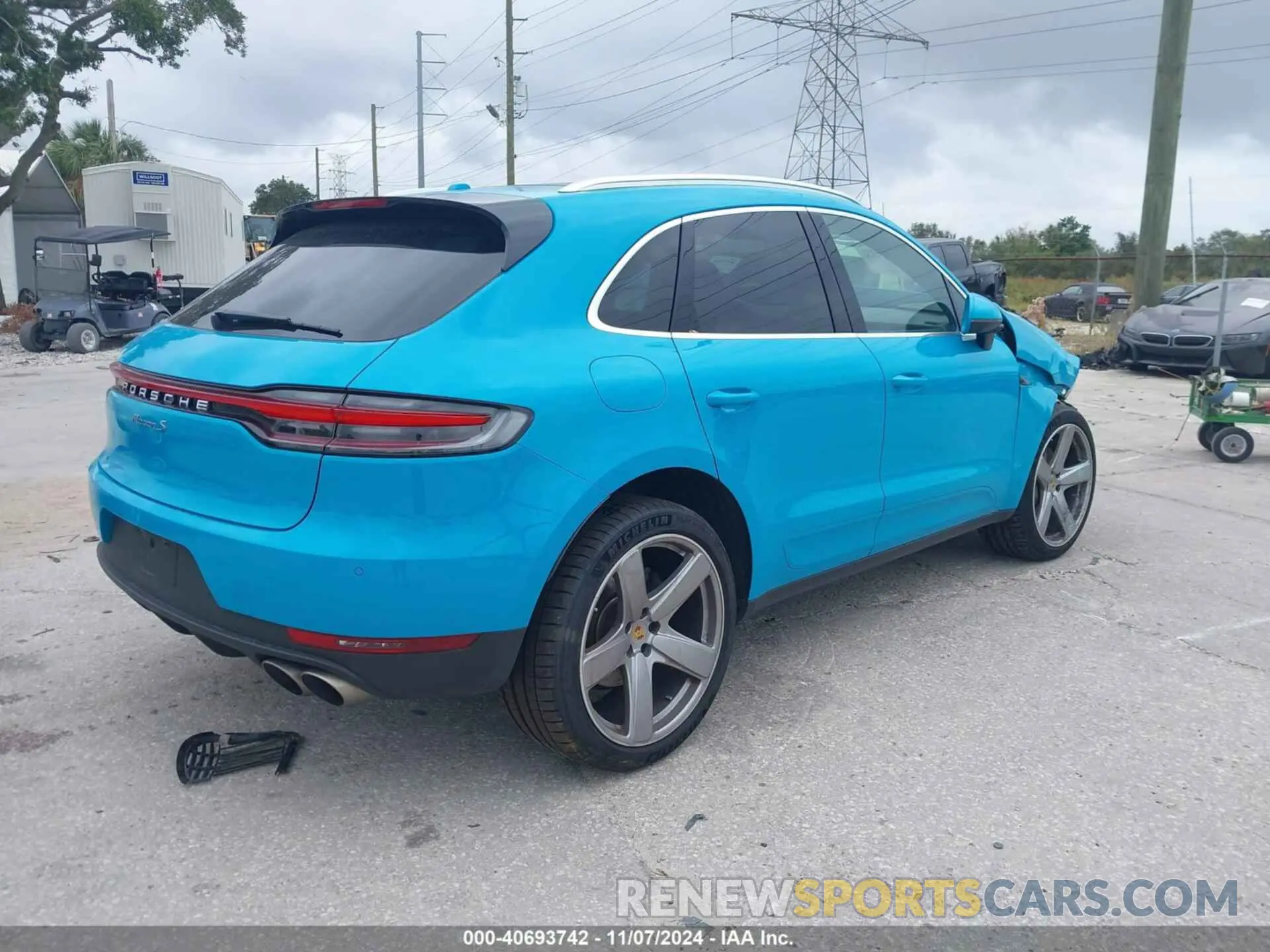 4 Photograph of a damaged car WP1AB2A51MLB37164 PORSCHE MACAN 2021
