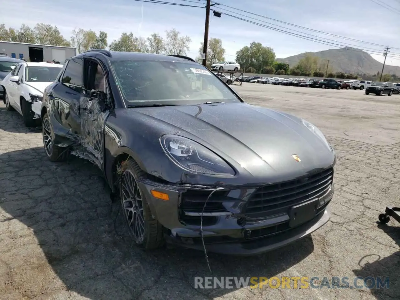1 Photograph of a damaged car WP1AB2A53MLB33312 PORSCHE MACAN 2021