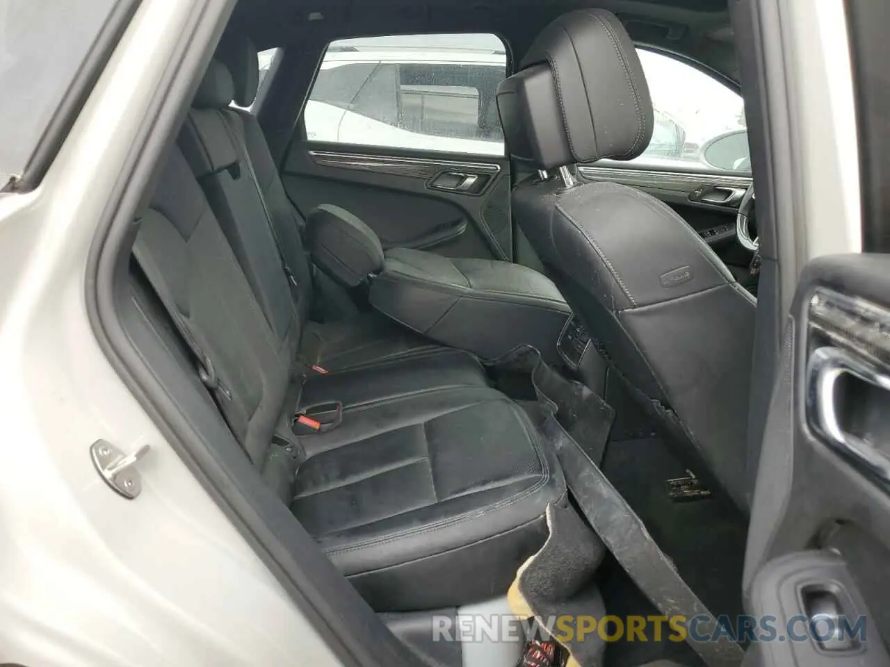 11 Фотография поврежденного автомобиля WP1AB2A54MLB34310 PORSCHE MACAN 2021