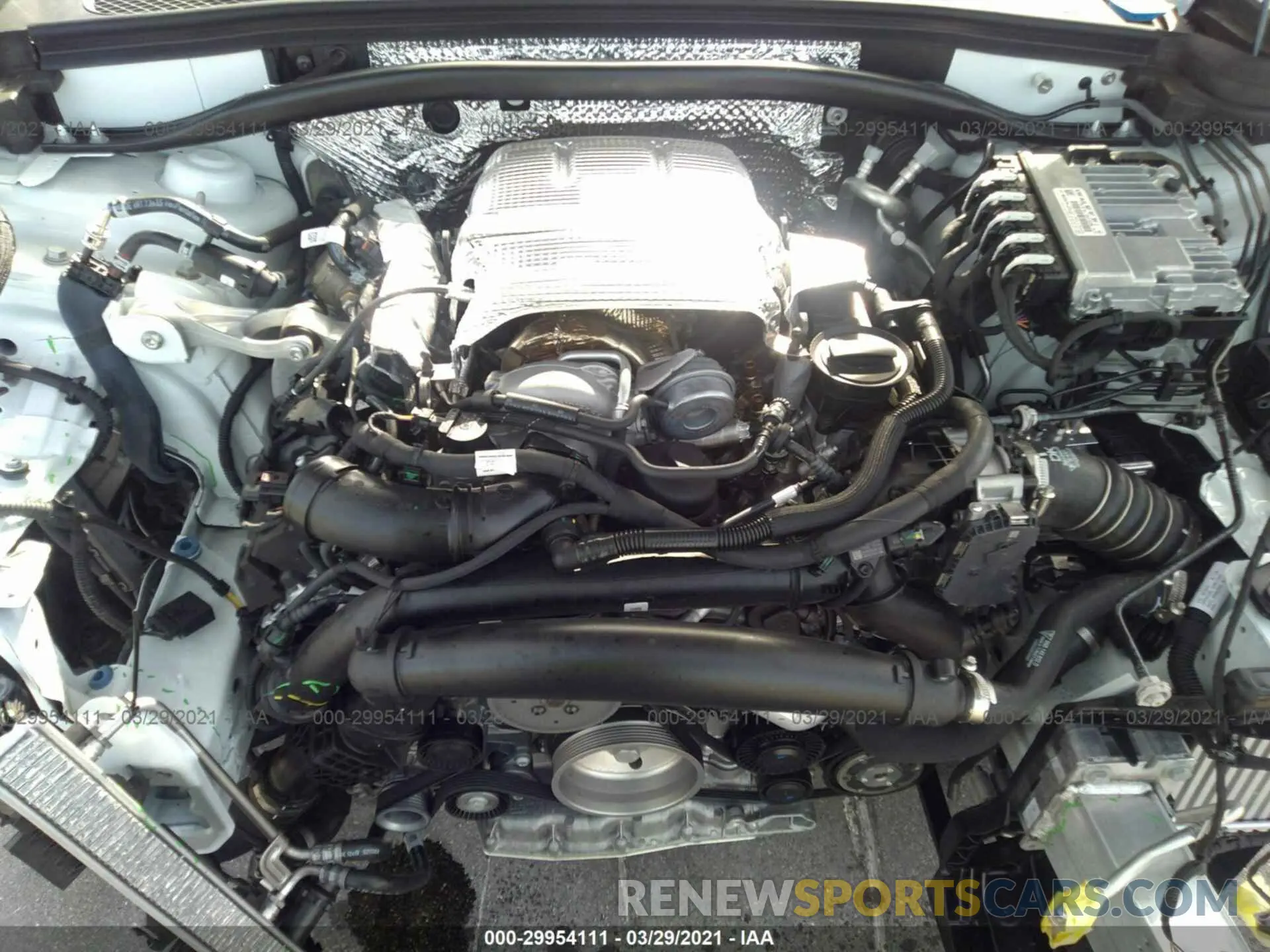10 Photograph of a damaged car WP1AB2A57MLB32213 PORSCHE MACAN 2021