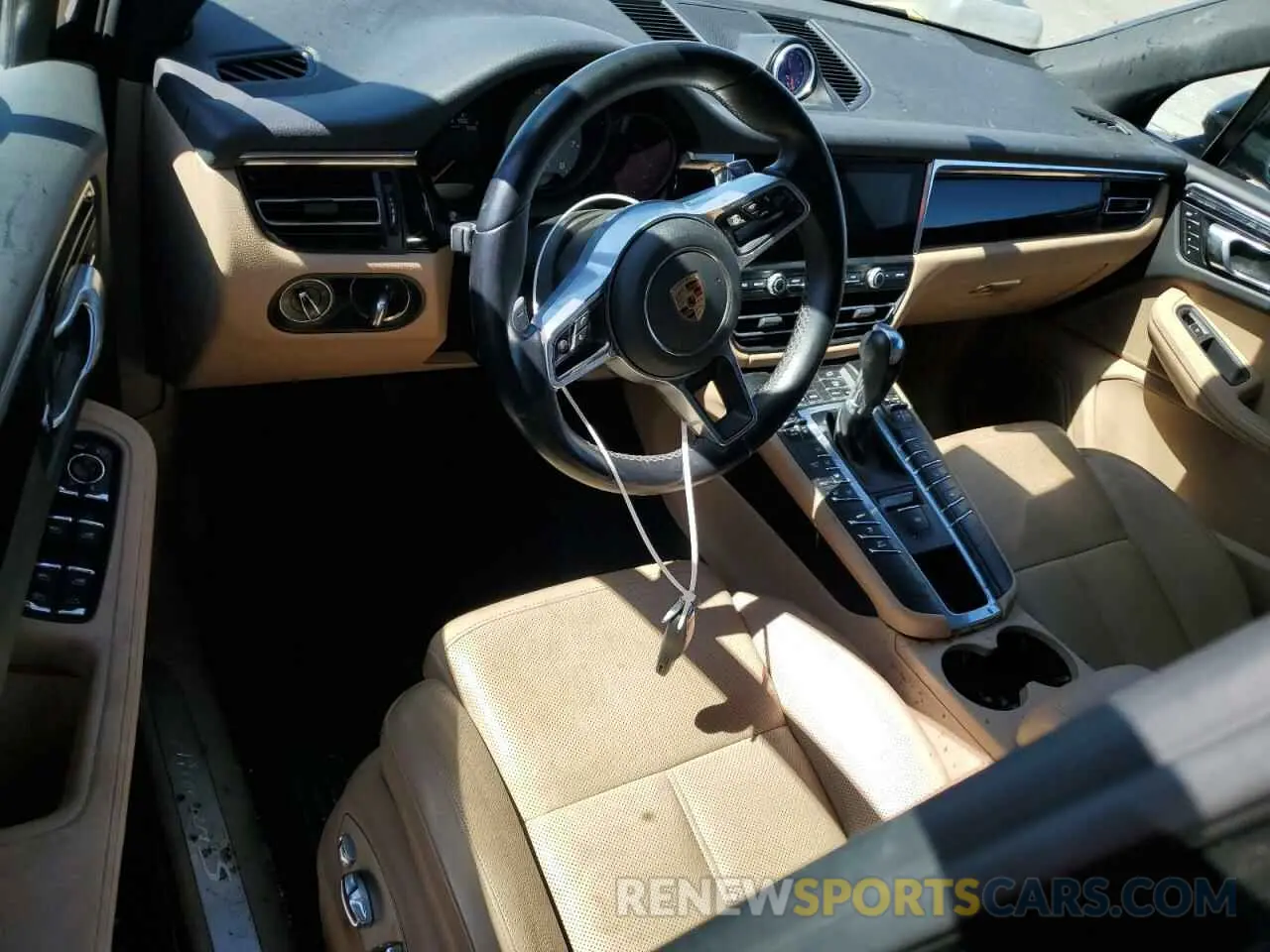 8 Photograph of a damaged car WP1AB2A5XMLB35428 PORSCHE MACAN 2021