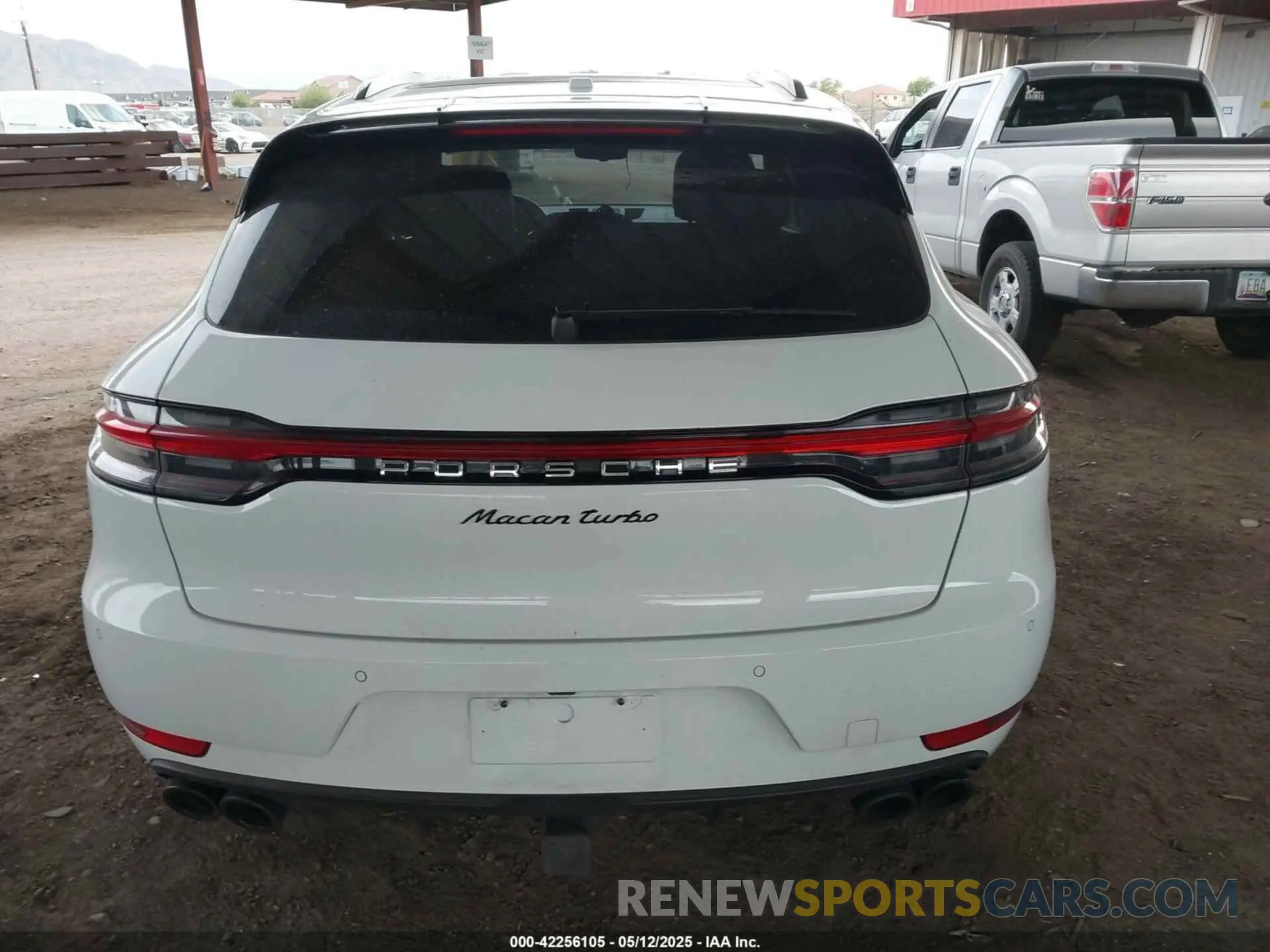 16 Фотография поврежденного автомобиля WP1AF2A51MLB60822 PORSCHE MACAN 2021