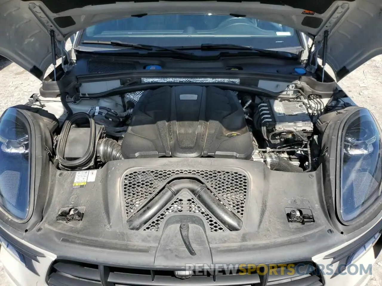 12 Photograph of a damaged car WP1AG2A50MLB52983 PORSCHE MACAN 2021