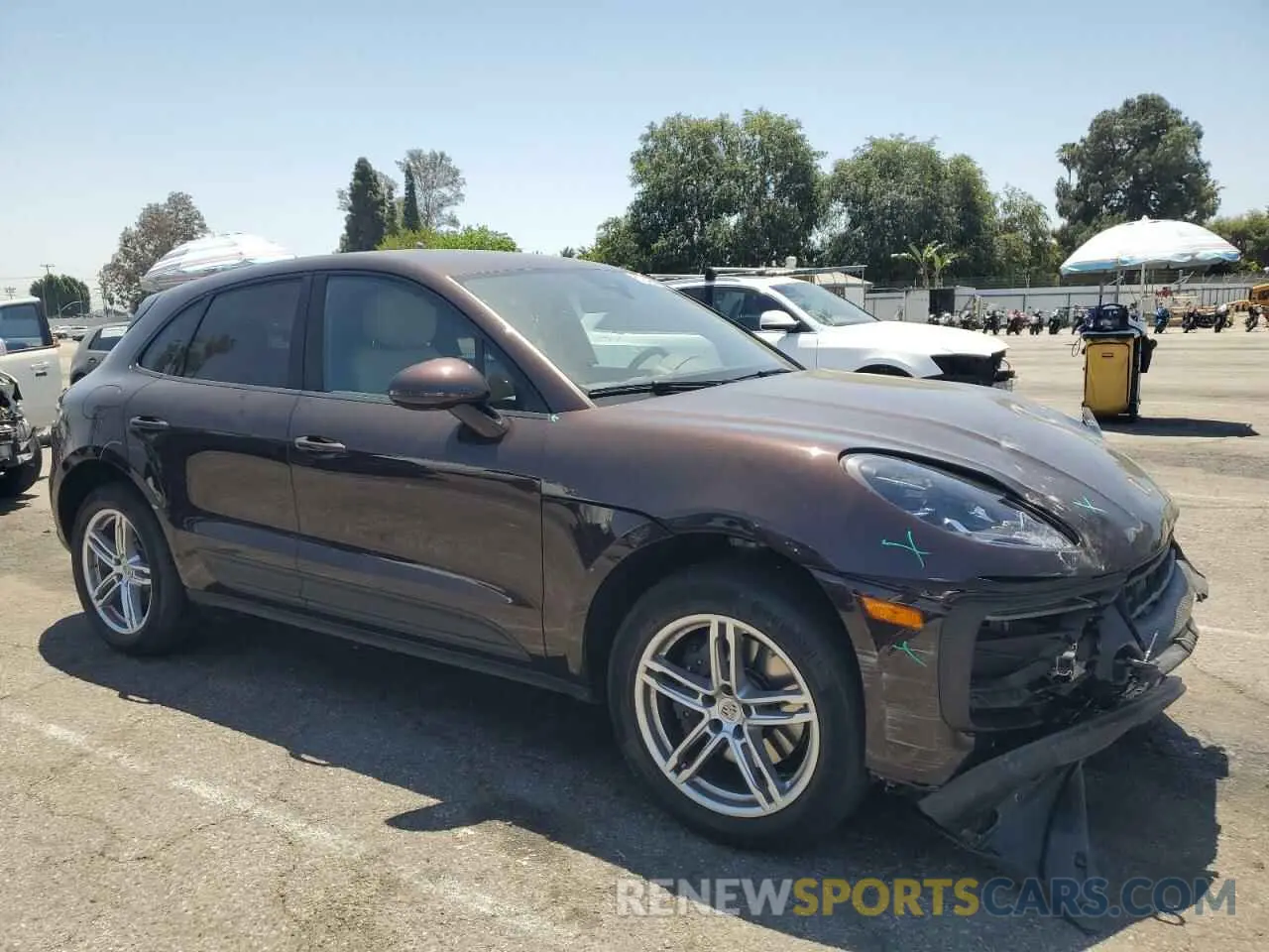 4 Photograph of a damaged car WP1AA2A51NLB04007 PORSCHE MACAN 2022
