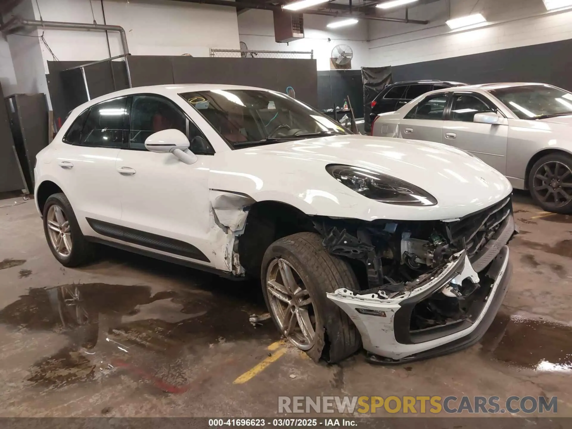 1 Фотография поврежденного автомобиля WP1AA2A54NLB03594 PORSCHE MACAN 2022