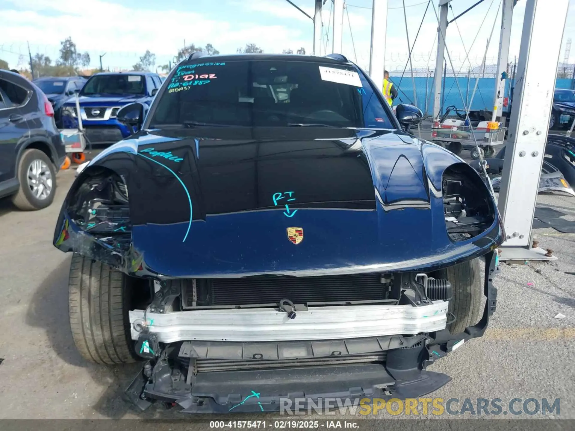 13 Фотография поврежденного автомобиля WP1AA2A56NLB01345 PORSCHE MACAN 2022