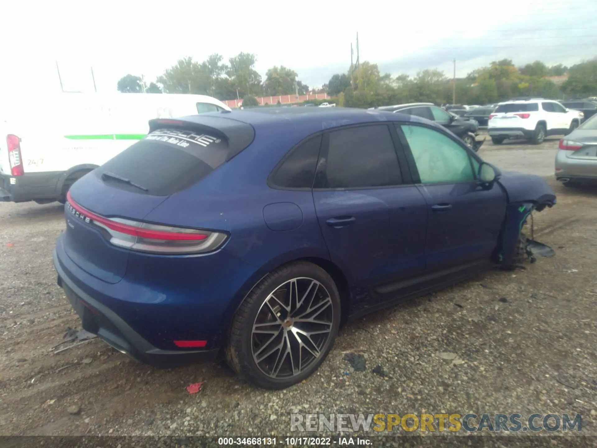 4 Photograph of a damaged car WP1AA2A58NLB07986 PORSCHE MACAN 2022