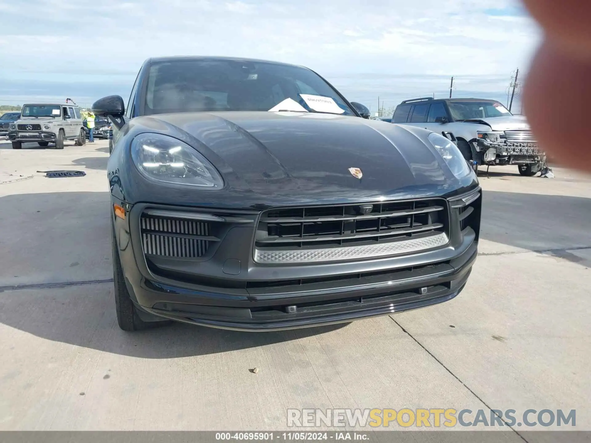 12 Фотография поврежденного автомобиля WP1AF2A52NLB32416 PORSCHE MACAN 2022