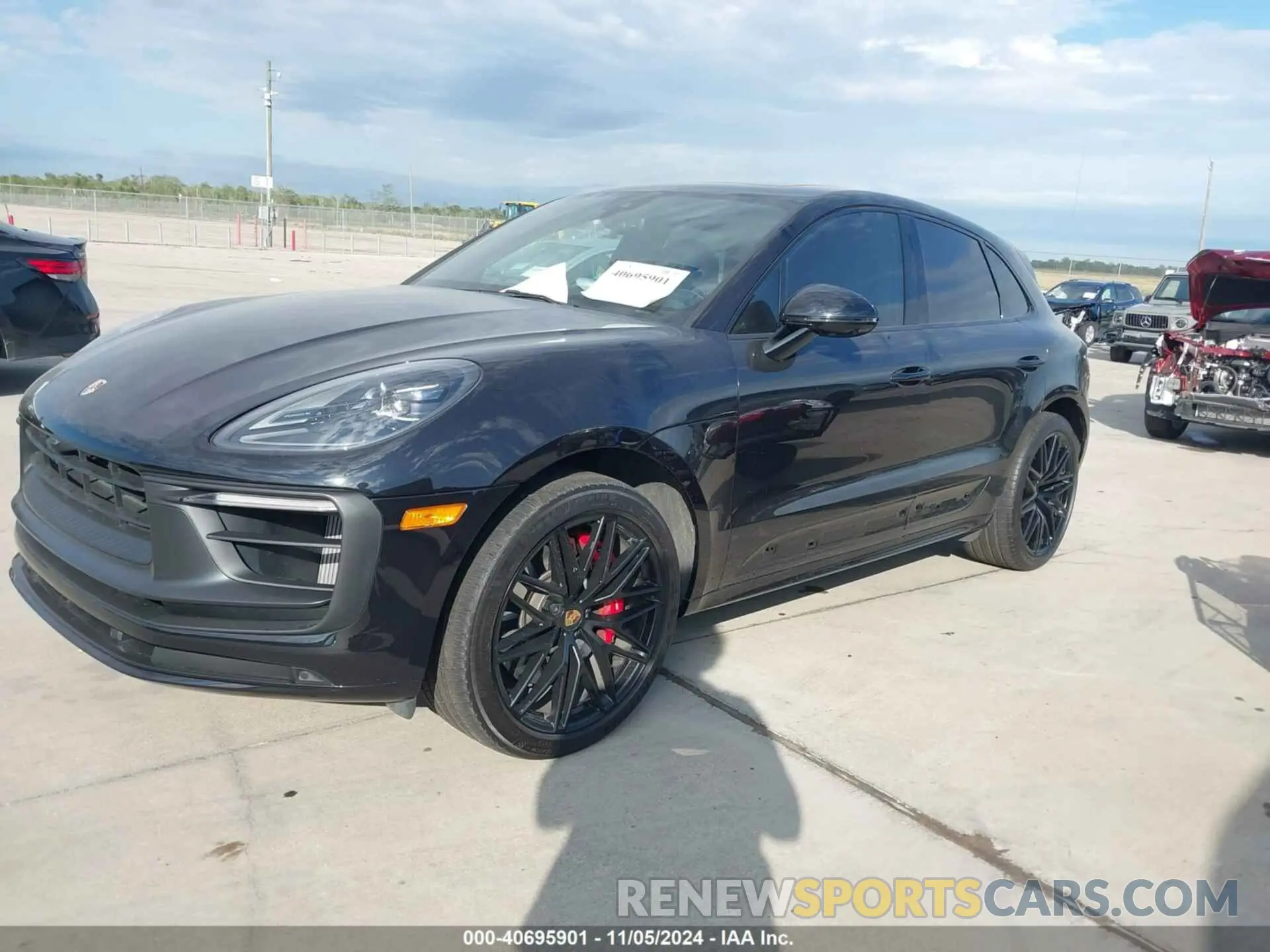 2 Фотография поврежденного автомобиля WP1AF2A52NLB32416 PORSCHE MACAN 2022