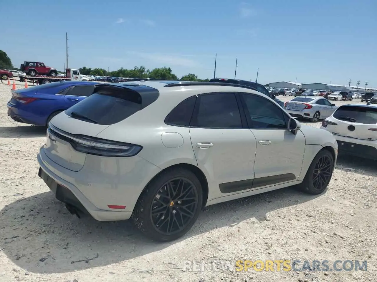 3 Photograph of a damaged car WP1AF2A56NLB31575 PORSCHE MACAN 2022