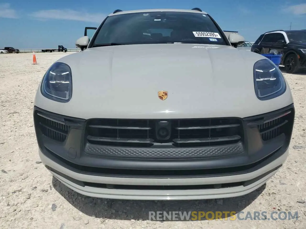 5 Photograph of a damaged car WP1AF2A56NLB31575 PORSCHE MACAN 2022