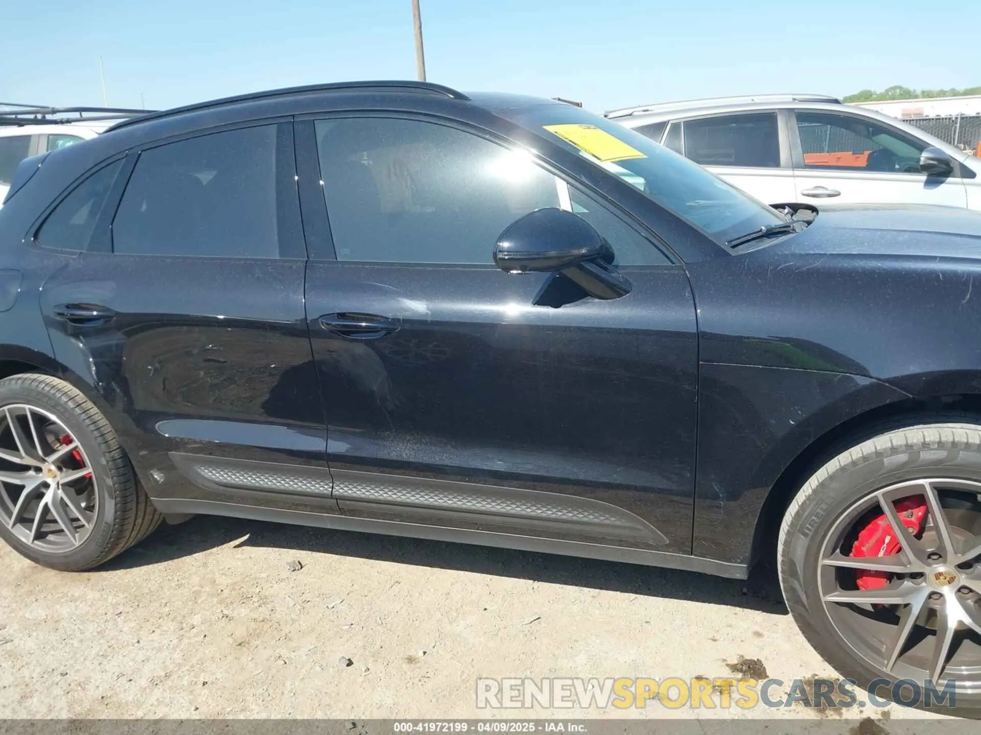 13 Фотография поврежденного автомобиля WP1AG2A52NLB23793 PORSCHE MACAN 2022