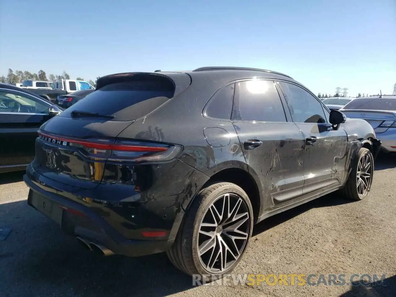 3 Photograph of a damaged car WP1AG2A56NLB23666 PORSCHE MACAN 2022