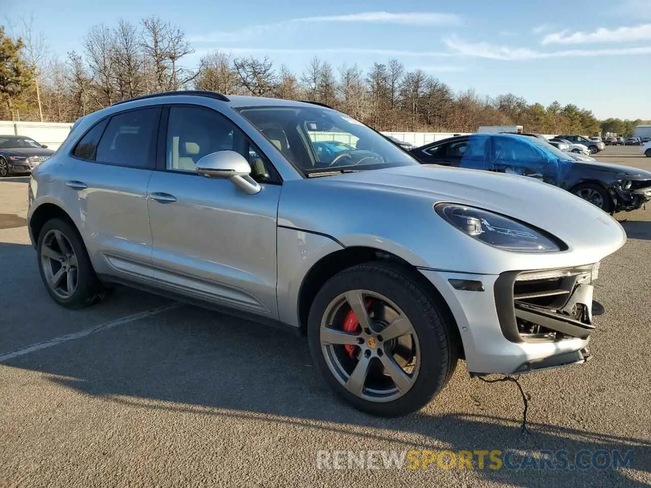 4 Photograph of a damaged car WP1AG2A56NLB24641 PORSCHE MACAN 2022