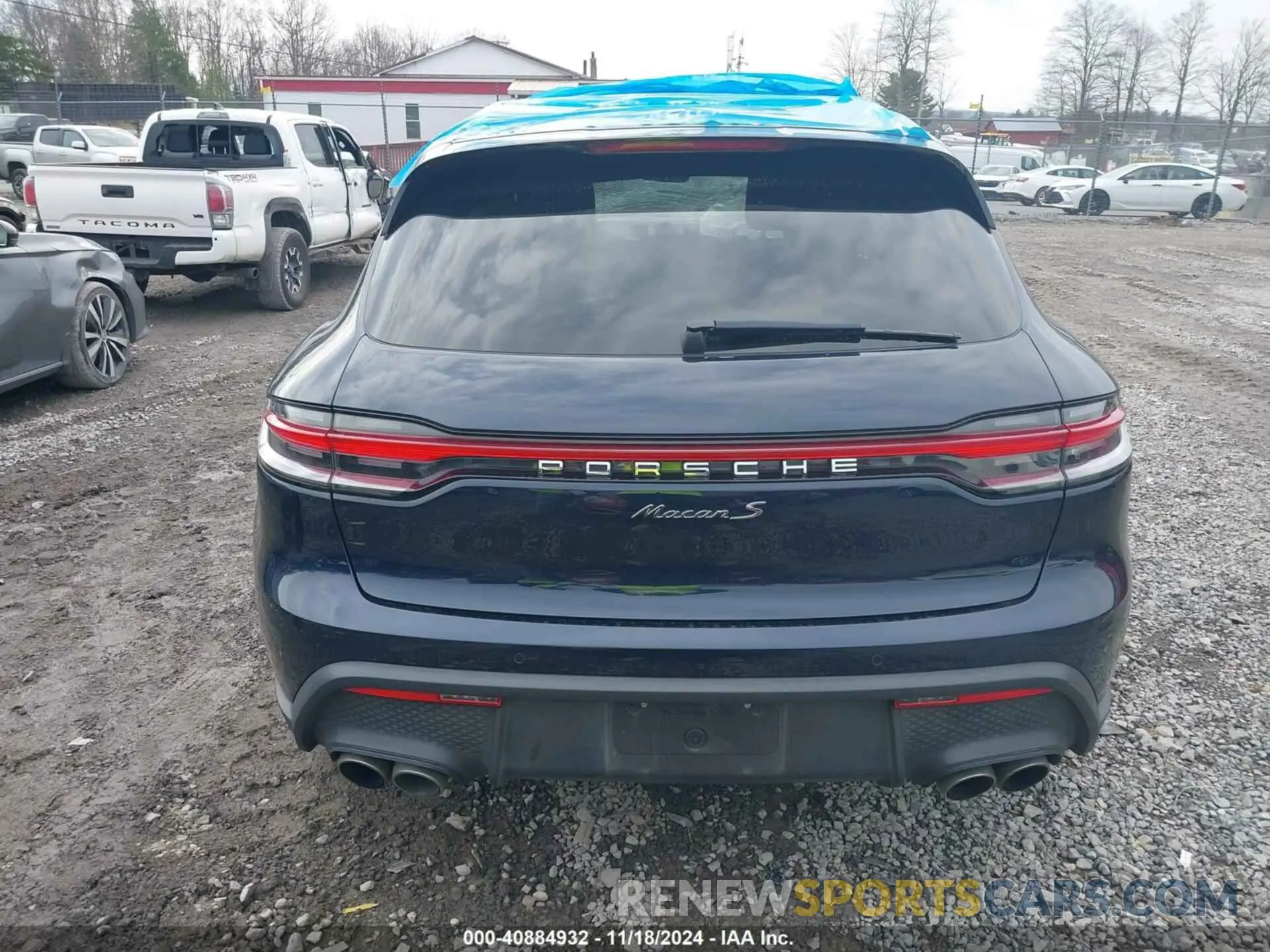 16 Photograph of a damaged car WP1AG2A57NLB22154 PORSCHE MACAN 2022