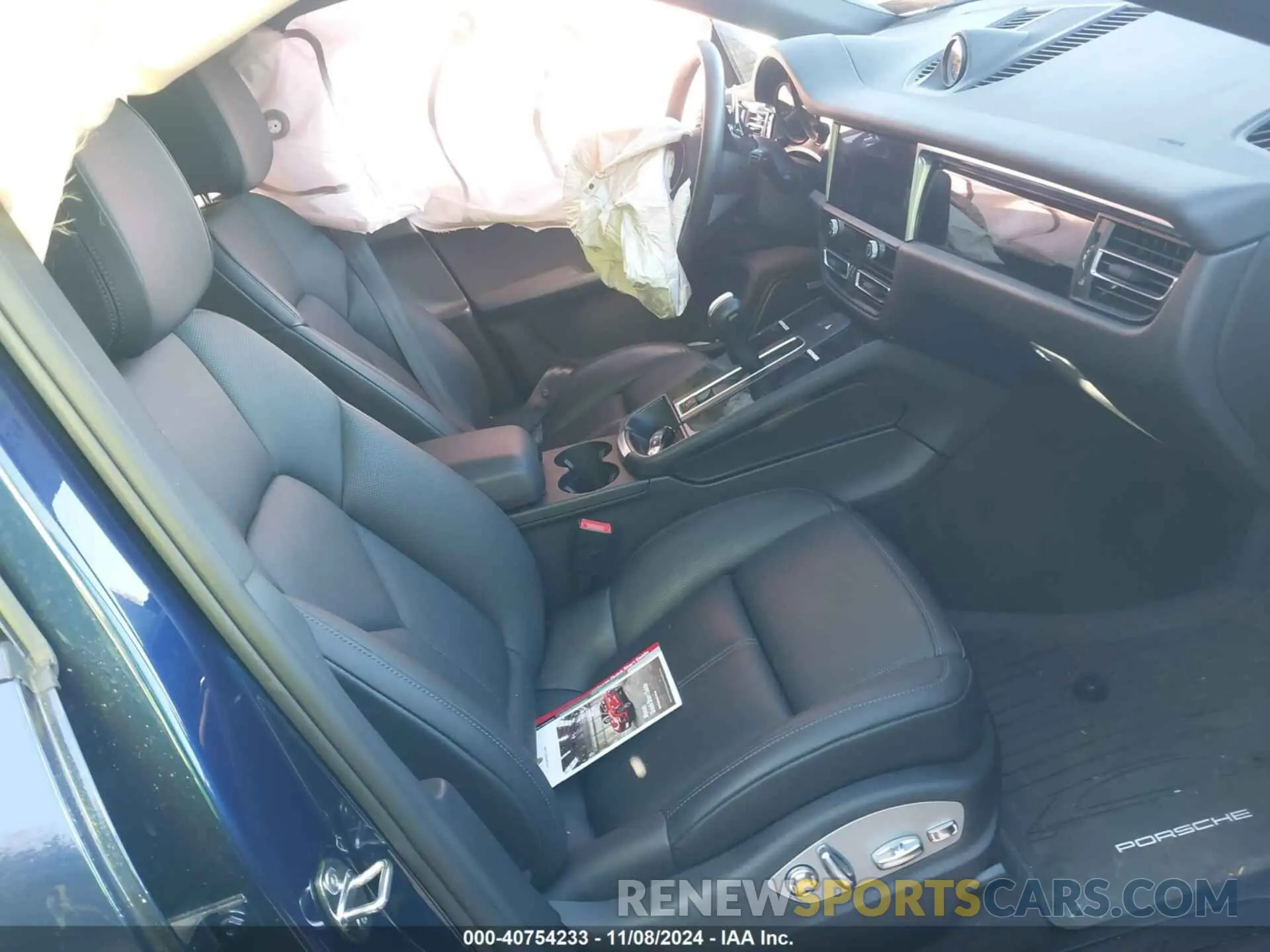 5 Photograph of a damaged car WP1AA2A53PLB21863 PORSCHE MACAN 2023