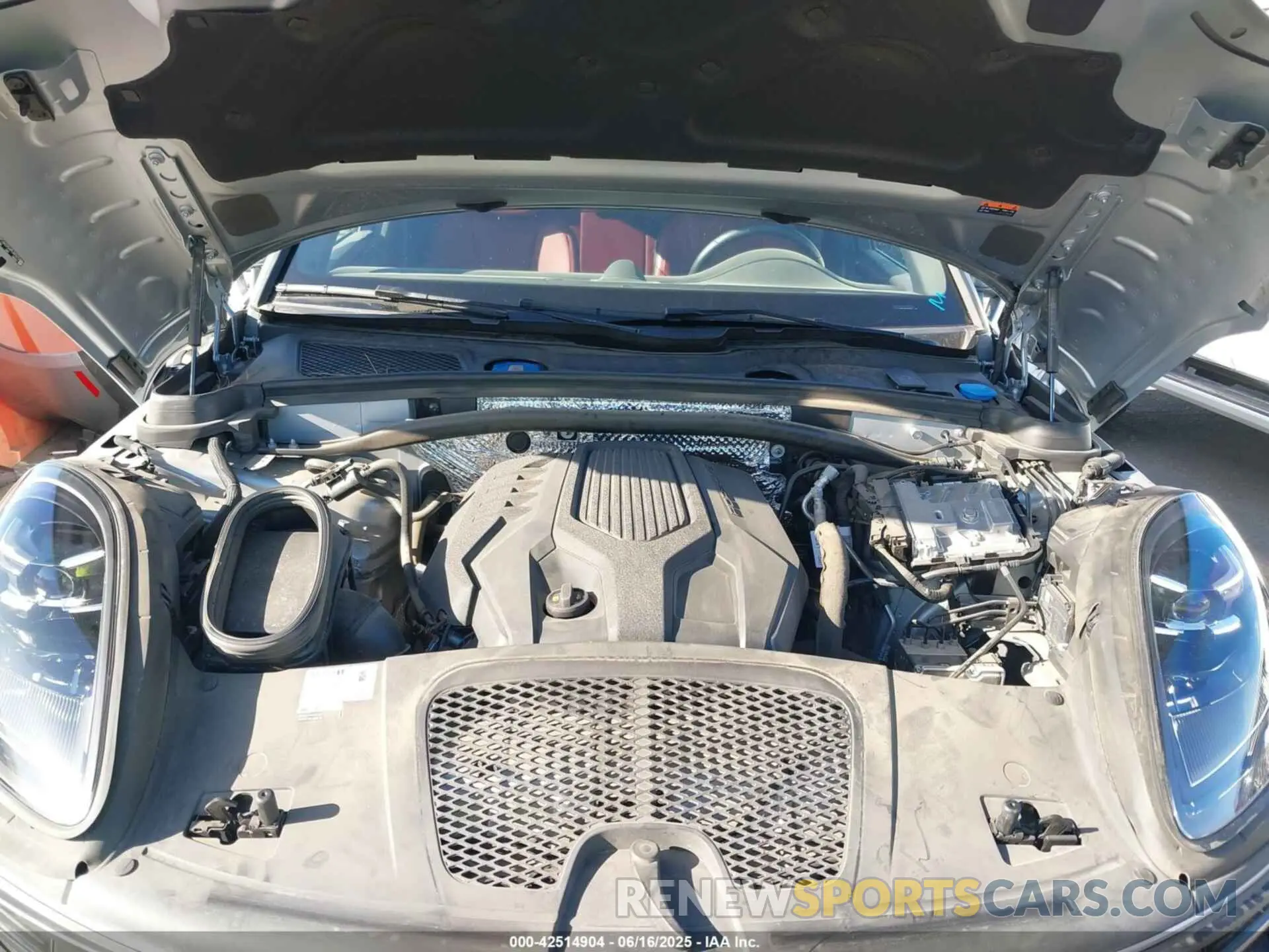 10 Фотография поврежденного автомобиля WP1AA2A54PLB05252 PORSCHE MACAN 2023