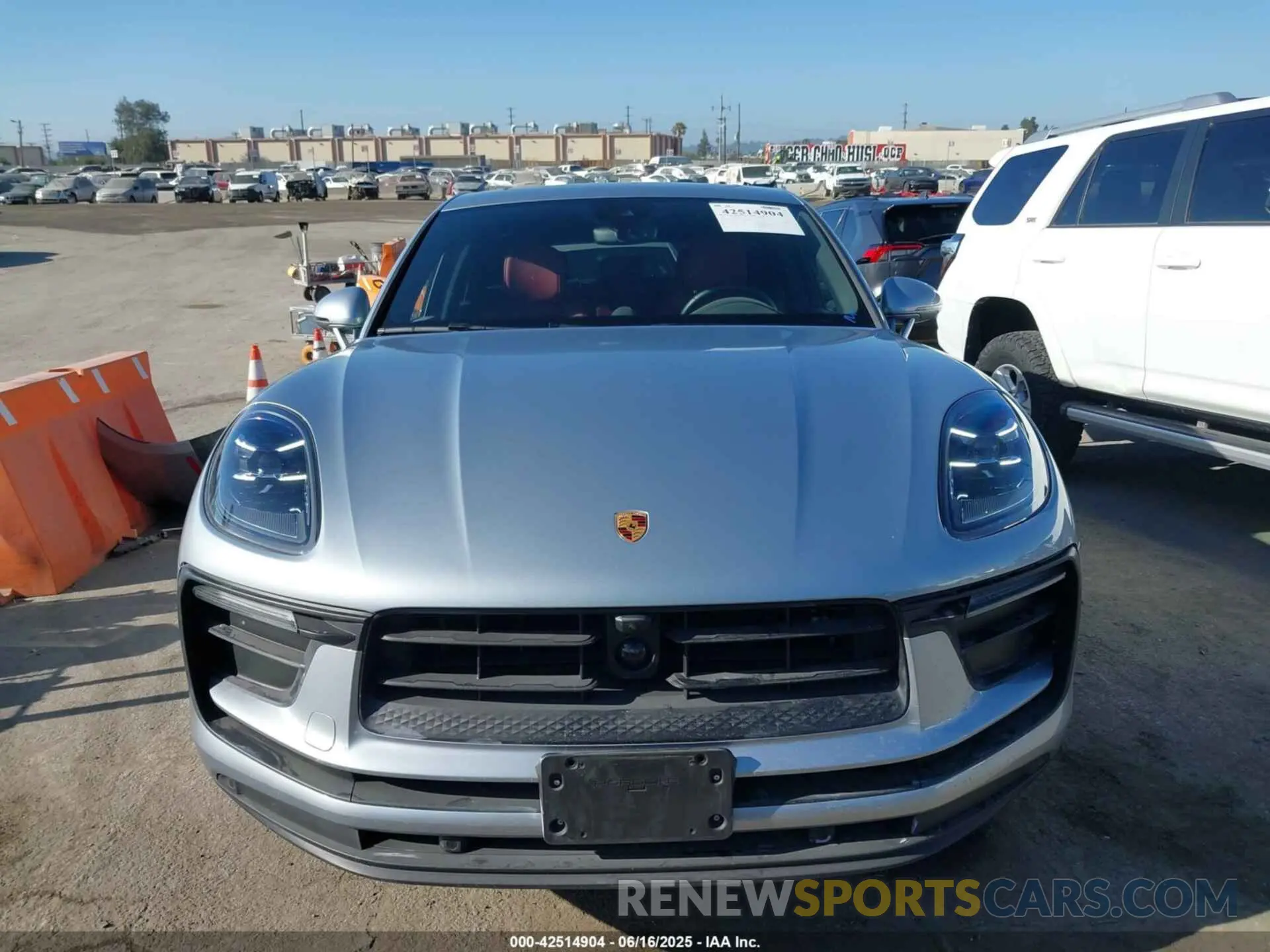 13 Фотография поврежденного автомобиля WP1AA2A54PLB05252 PORSCHE MACAN 2023