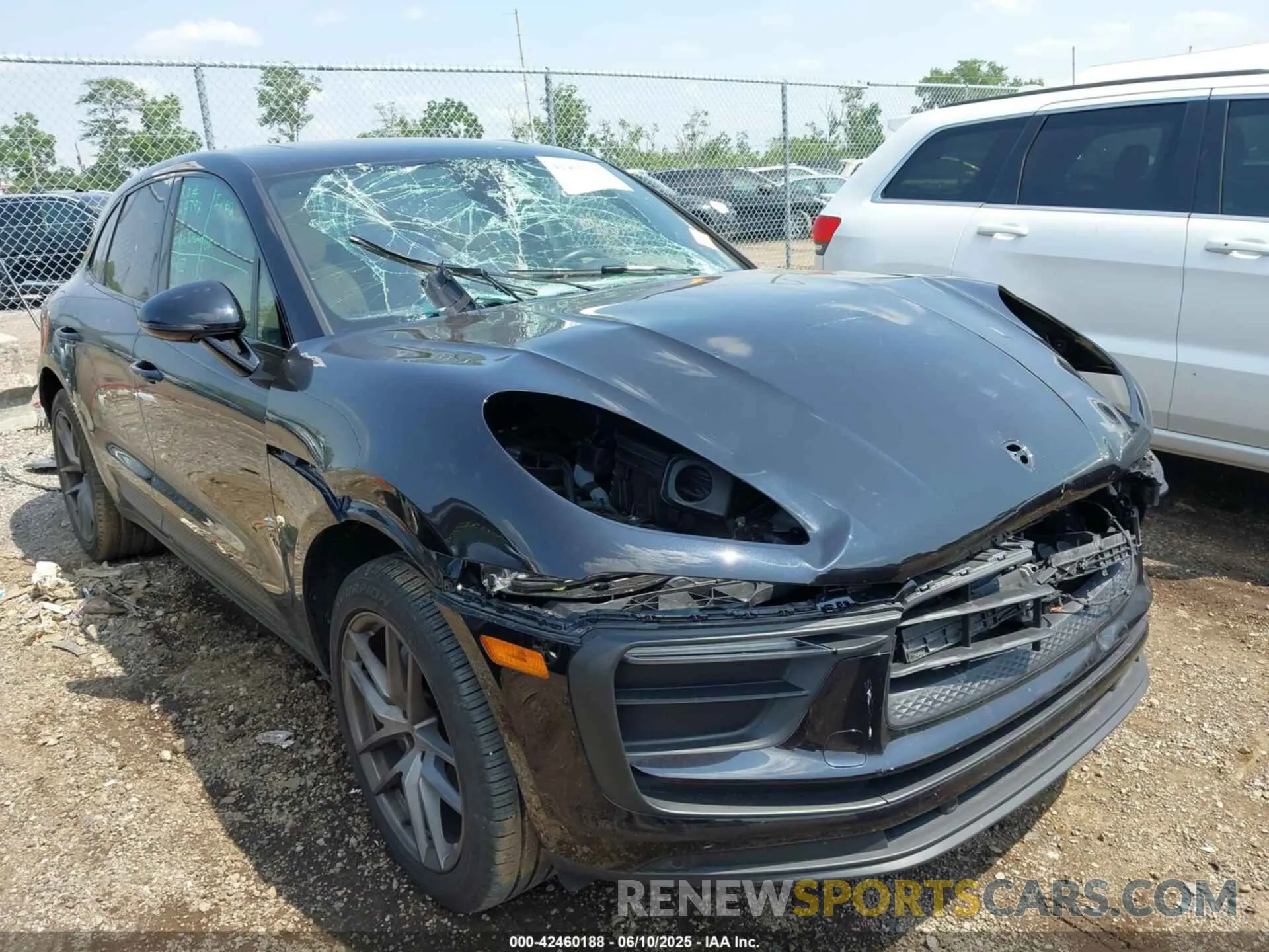 1 Фотография поврежденного автомобиля WP1AA2A56PLB03471 PORSCHE MACAN 2023