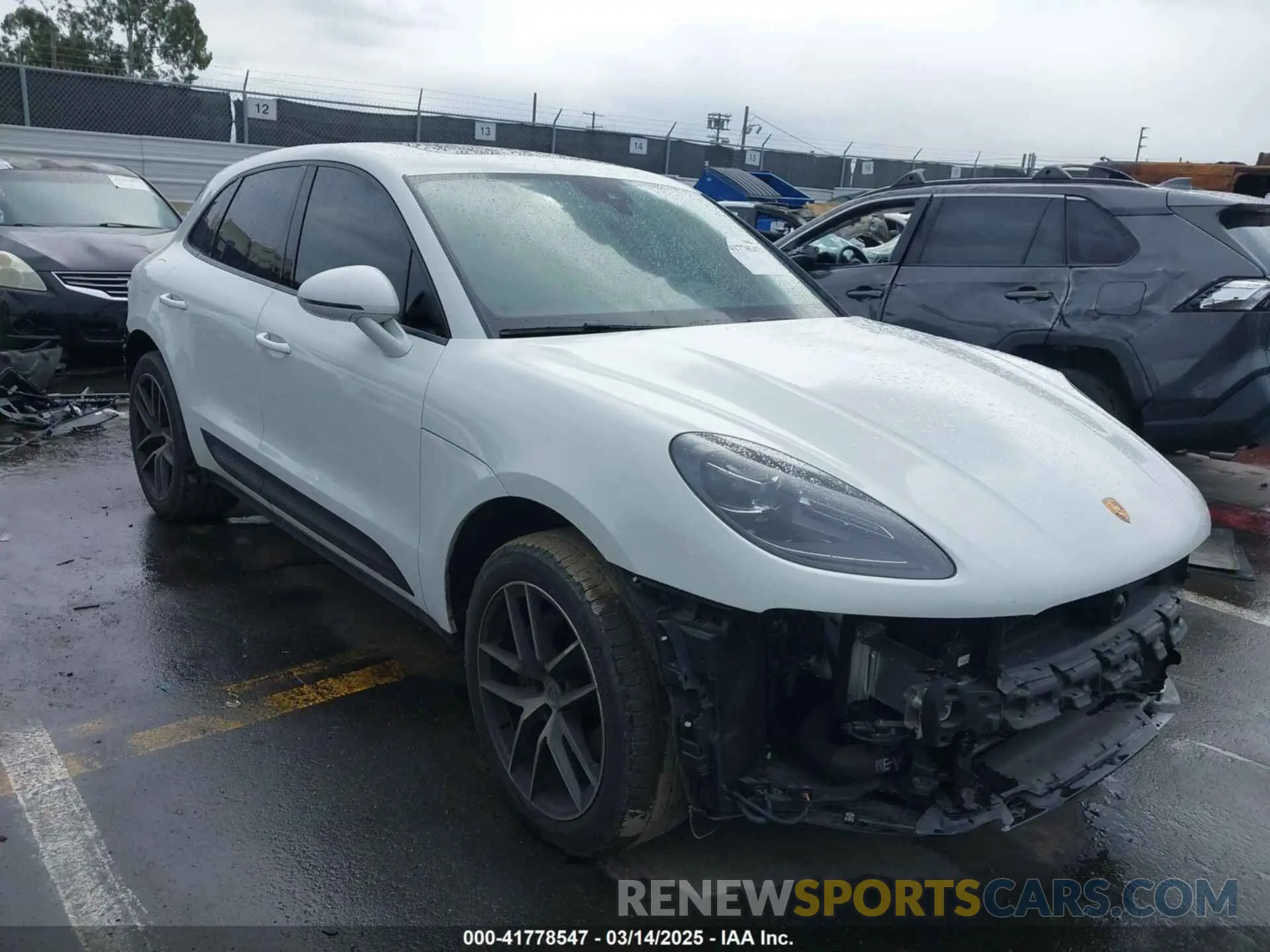 1 Фотография поврежденного автомобиля WP1AA2A56PLB17385 PORSCHE MACAN 2023